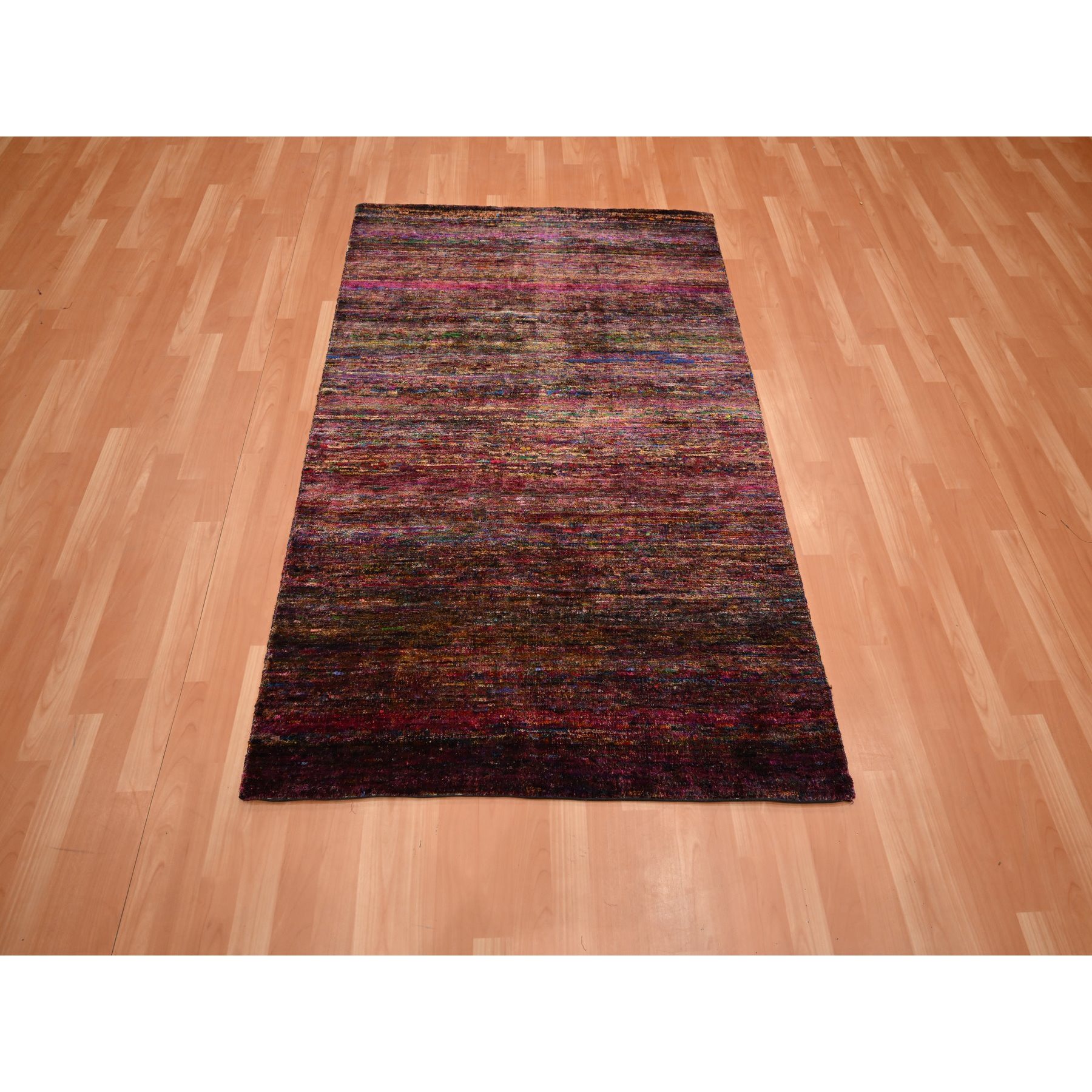Wine Red, Plain Solid Design, Pure Sari Silk, Hand Knotted, Soft to the Touch, Oriental Rug Sh75656