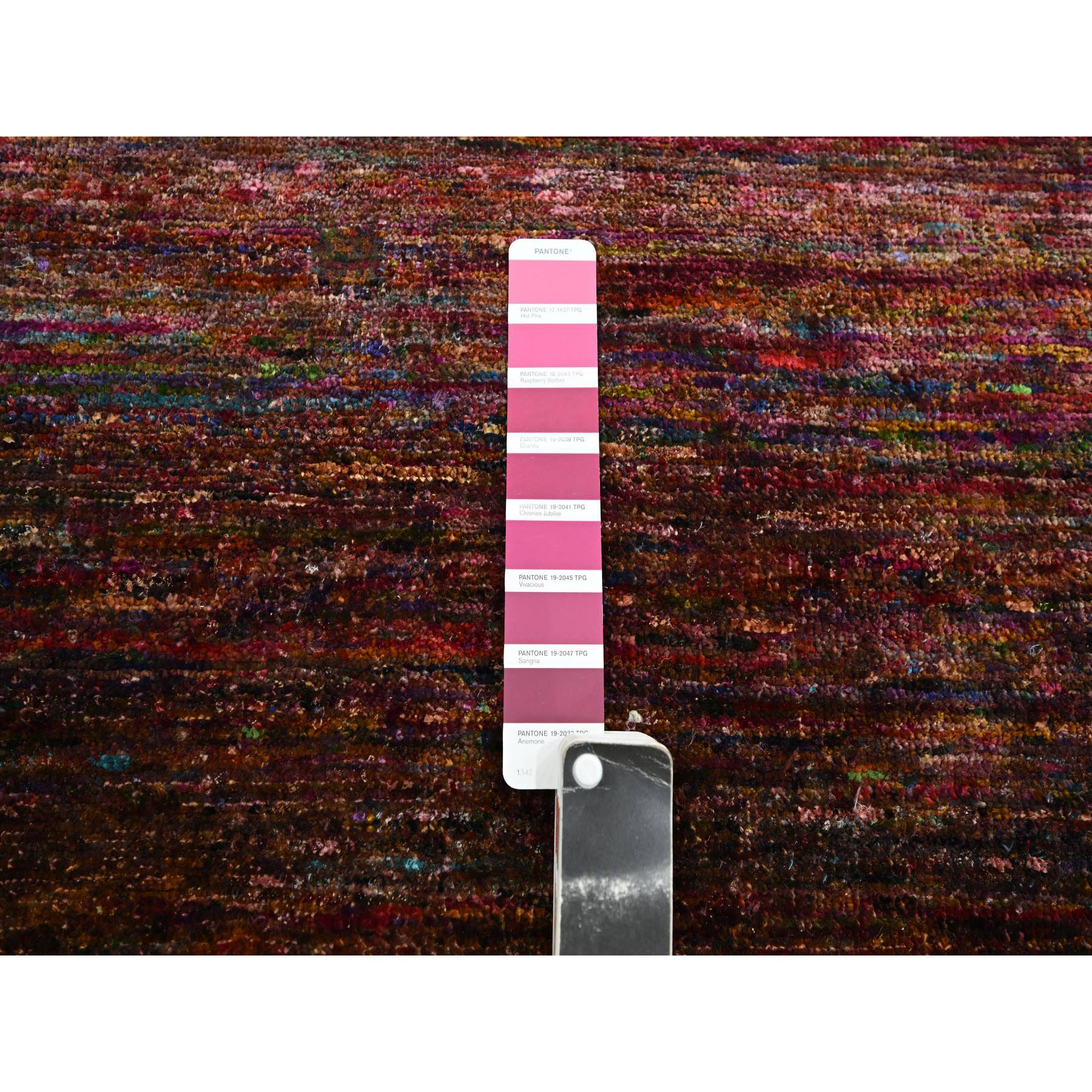 Wine Red, Plain Solid Design, Pure Sari Silk, Hand Knotted, Soft to the Touch, Oriental Rug Sh75656