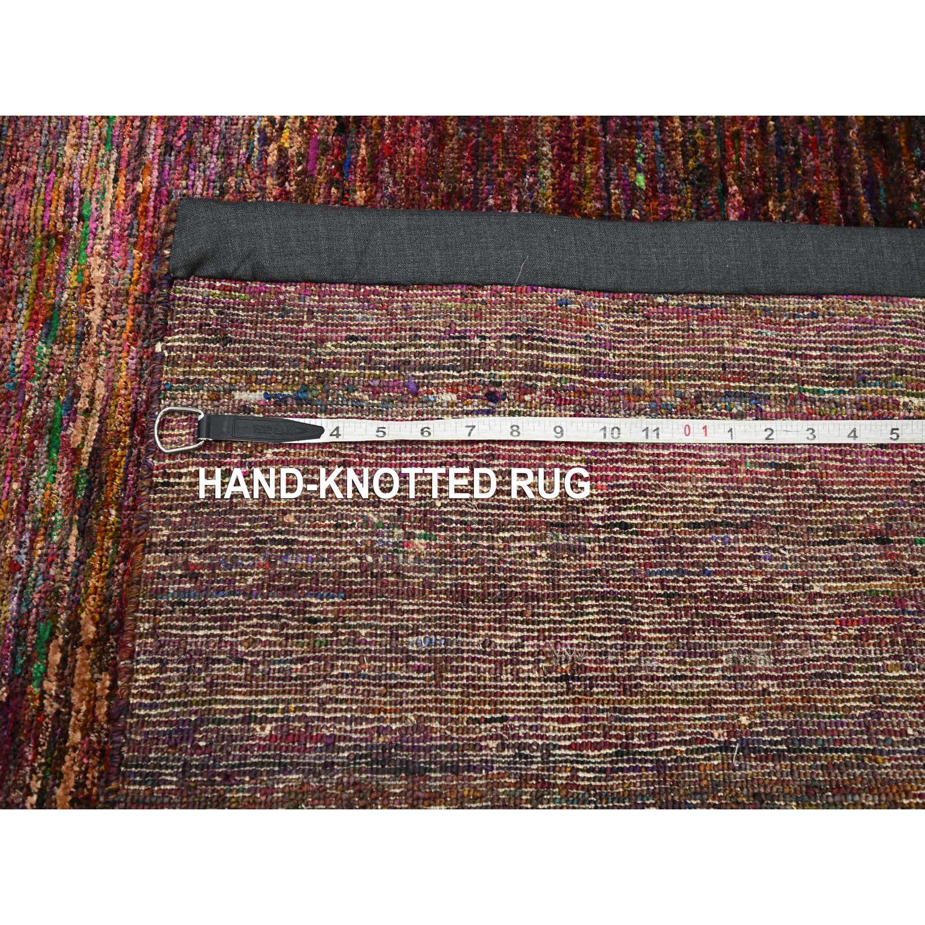 Wine Red, Plain Solid Design, Pure Sari Silk, Hand Knotted, Soft to the Touch, Oriental Rug Sh75656