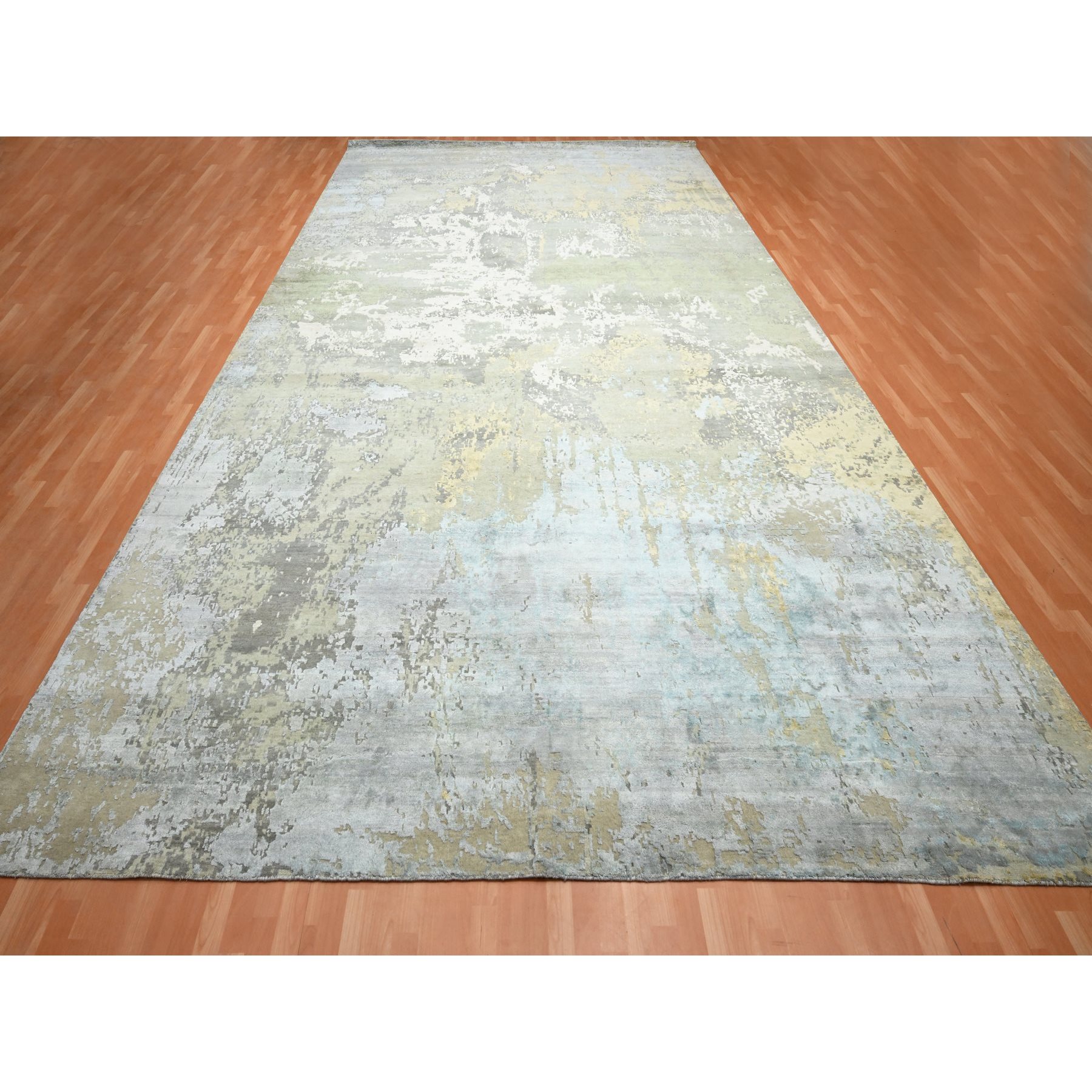 11'10"x18'5" Shades of Gray, Wool and Real Silk, Galaxy Design with Soft Colors, Hand Knotted, XL, Oversized, Oriental Rug Sh75672