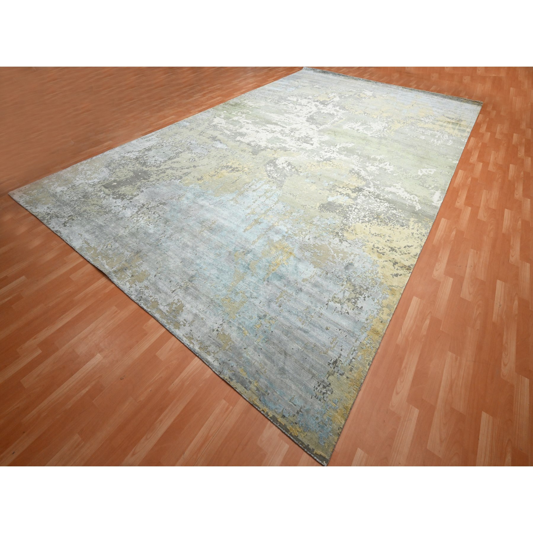 11'10"x18'5" Shades of Gray, Wool and Real Silk, Galaxy Design with Soft Colors, Hand Knotted, XL, Oversized, Oriental Rug Sh75672