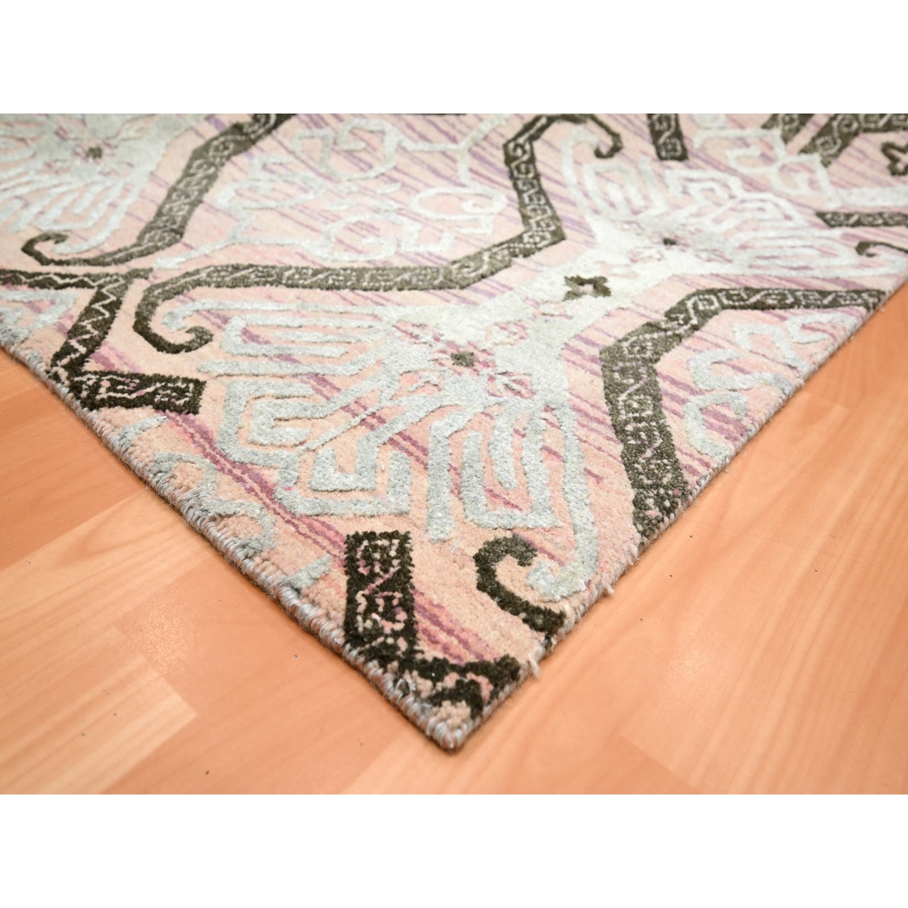 10'x14'2" Rose Pink, Ikat Design with Geometric Pattern, Wool and Silk, Hand Knotted, Oriental Rug Sh75676