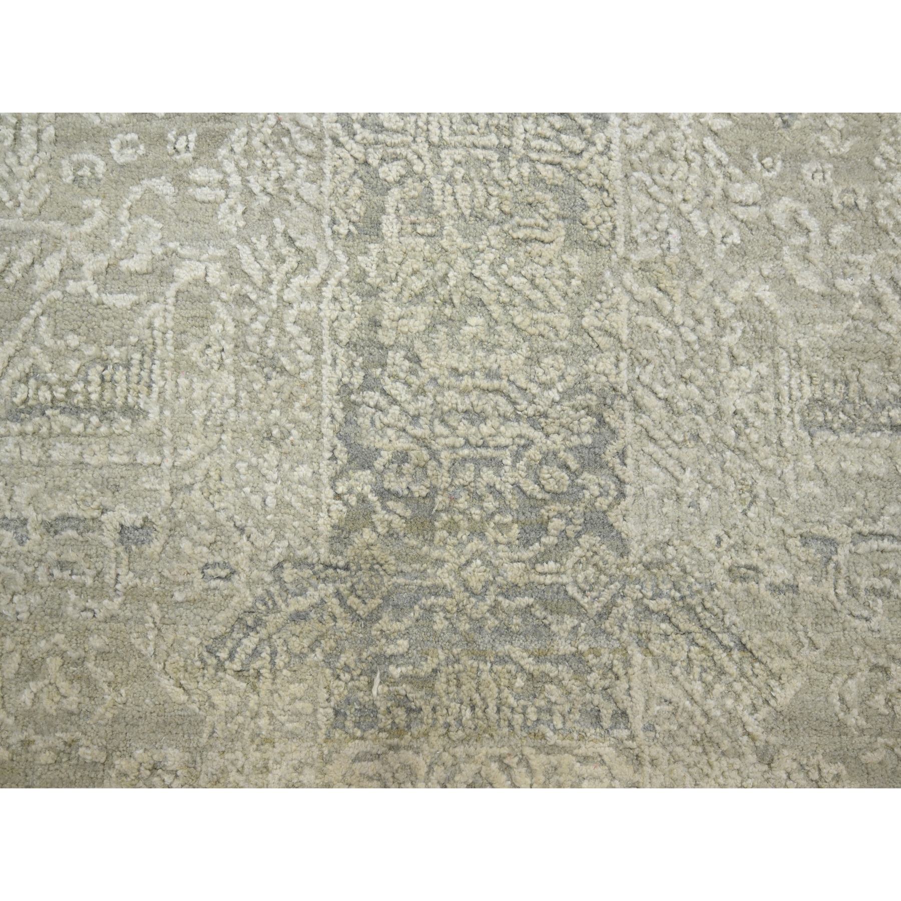 10'x10' Oyster White, Jewelry Design, Wool and Silk, Hand Knotted, Round, Oriental Rug Sh75681