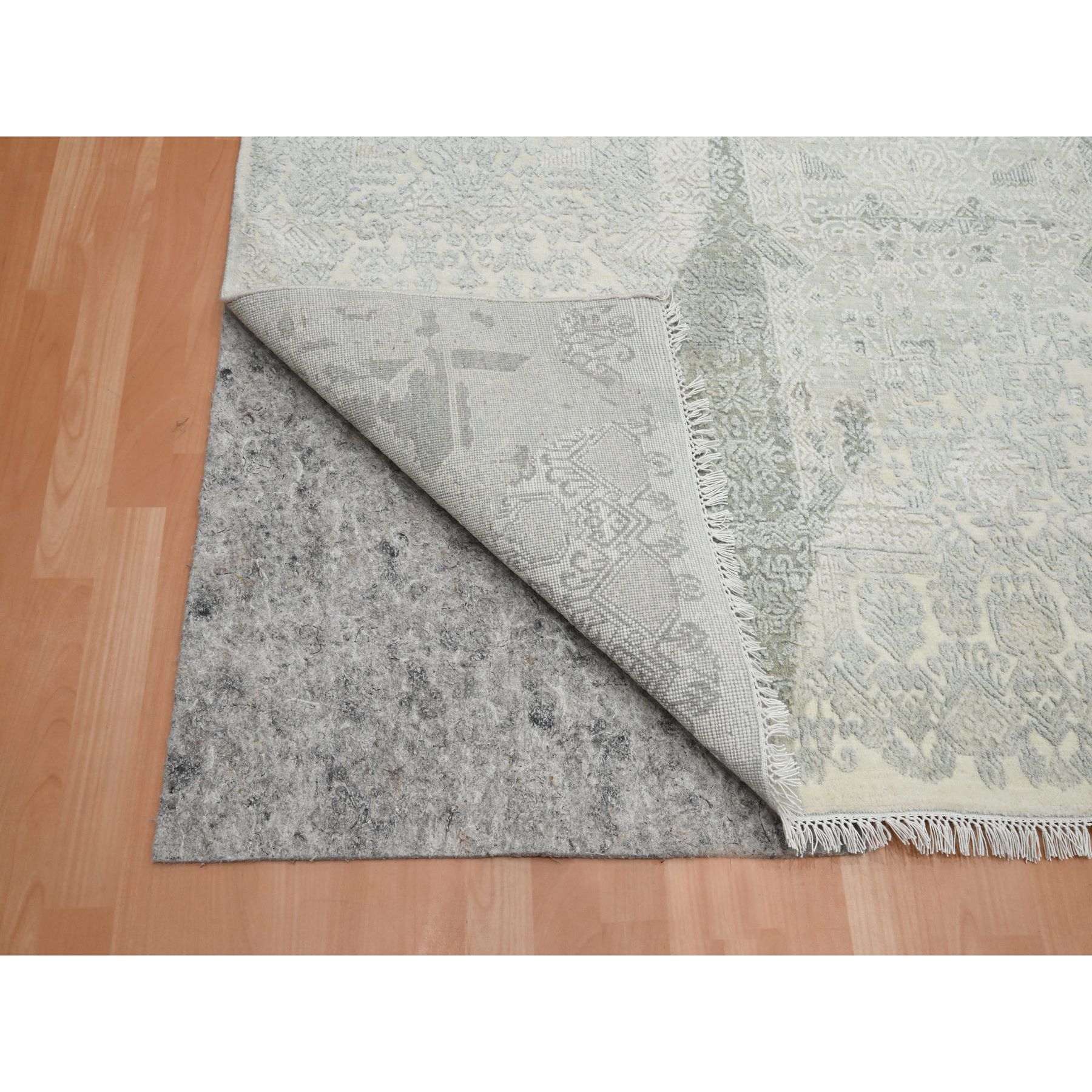 8'10"x12' Alabaster White, Jewelry Design, Wool and Silk, Hand Knotted, Densely Woven, Oriental Rug Sh75682