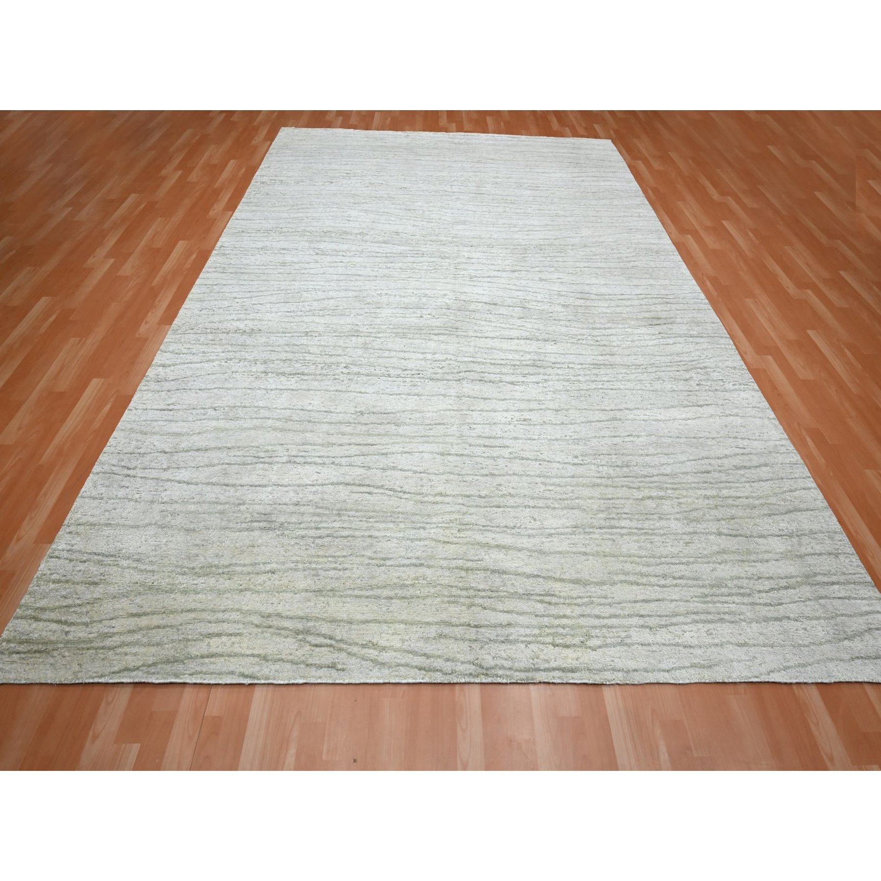 9'x12' Swan White, Modern, Wavy Design, Pure Silk, Hand Knotted, Lush and Plush, Oriental Rug Sh75705