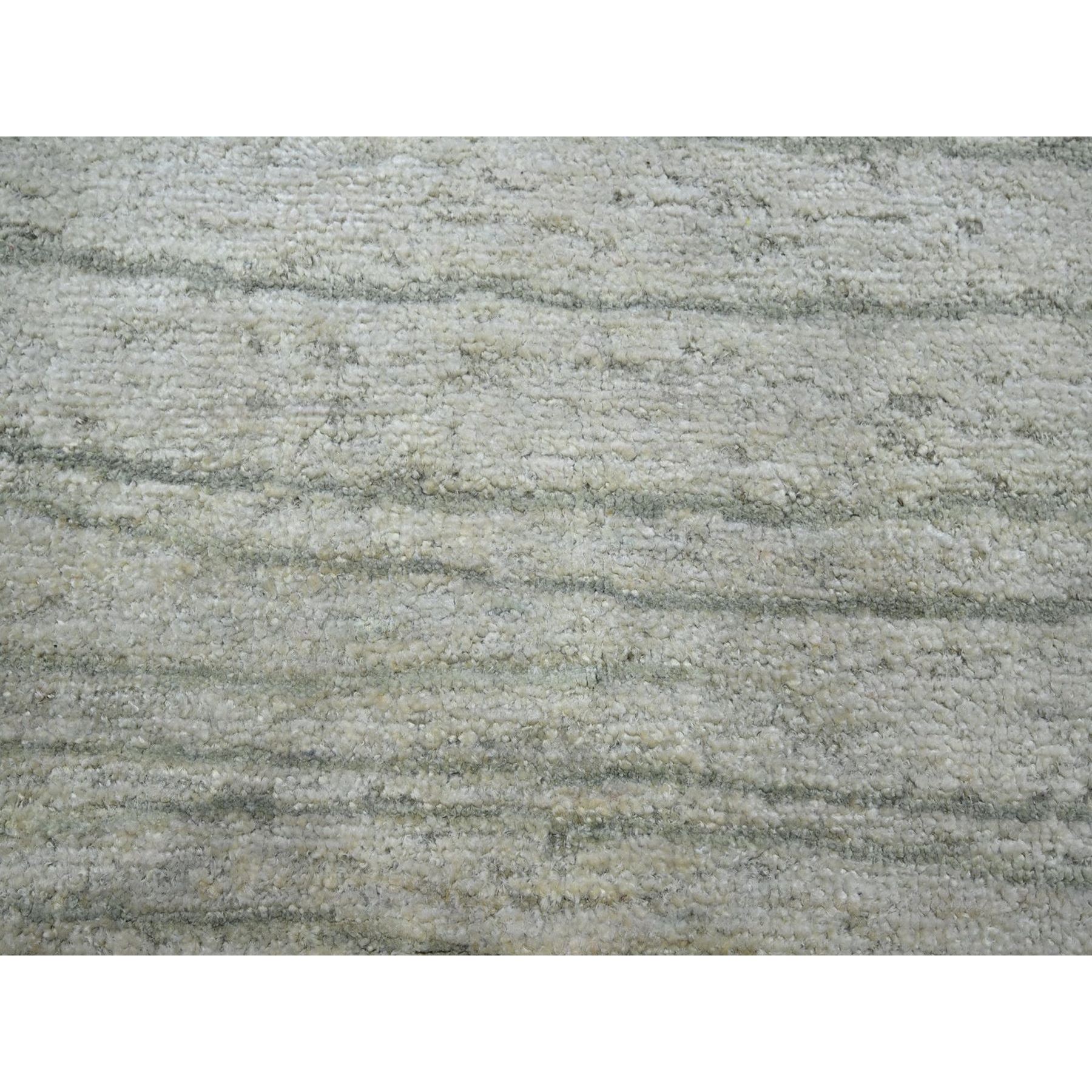 9'x12' Swan White, Modern, Wavy Design, Pure Silk, Hand Knotted, Lush and Plush, Oriental Rug Sh75705