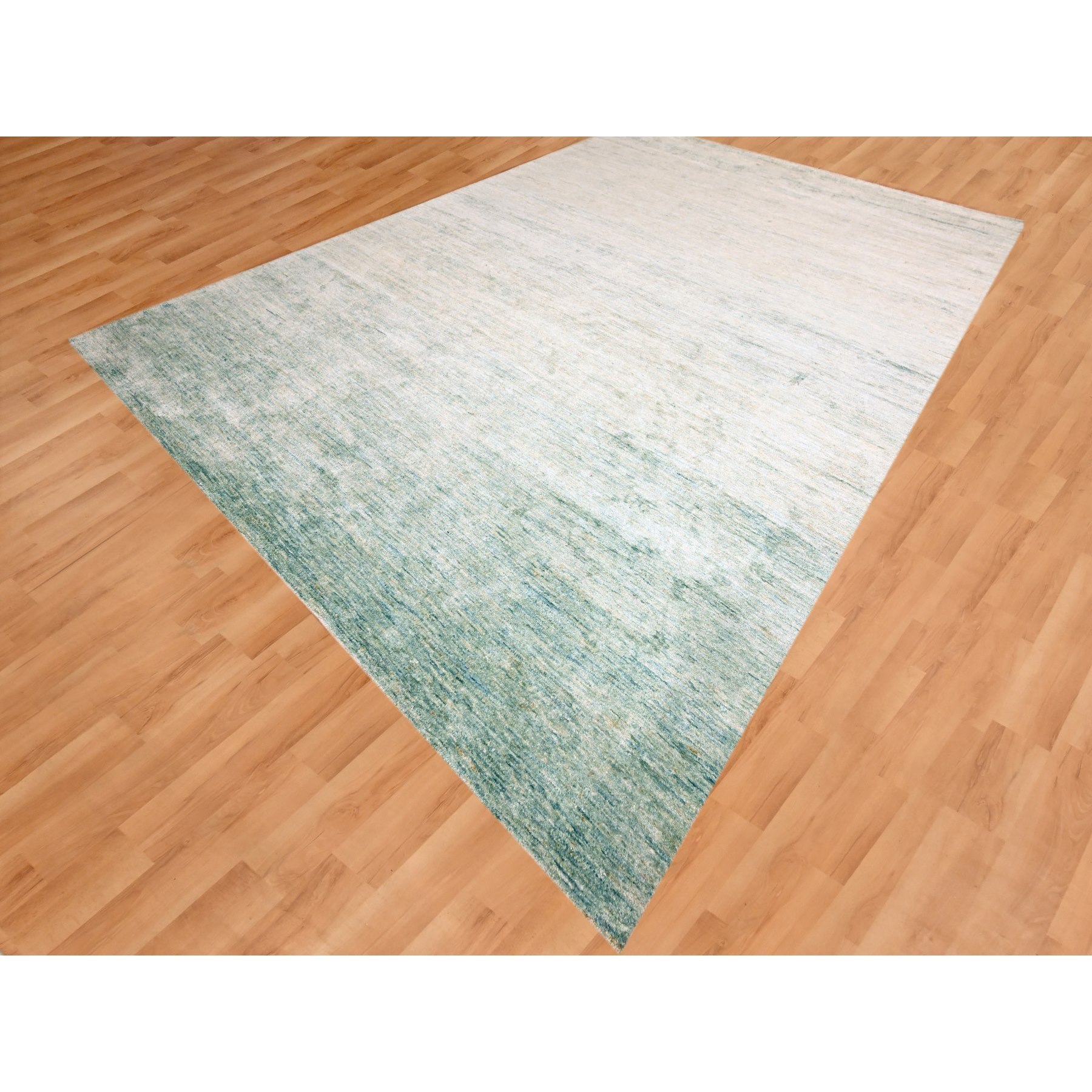 9'x12'3" Light Green with Ivory, Plain Solid Design, Pure Sari Silk, Hand Knotted, Soft to the Touch, Oriental Rug Sh76070