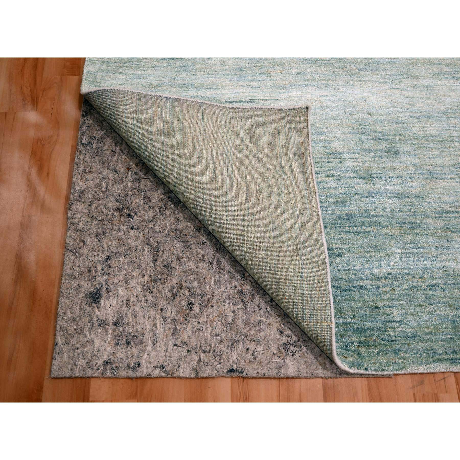 9'x12'3" Light Green with Ivory, Plain Solid Design, Pure Sari Silk, Hand Knotted, Soft to the Touch, Oriental Rug Sh76070