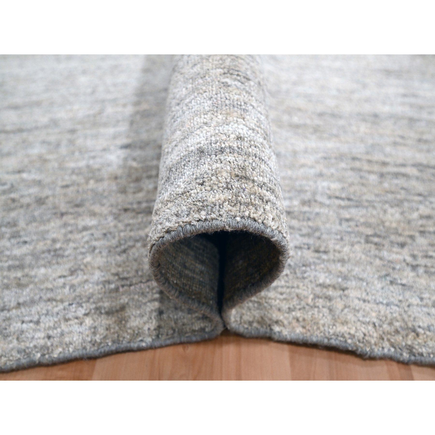 9'1"x11'10" Warm Taupe, Plain Solid Design, Soft to the Touch, Pure Sari Silk, Hand Knotted, Oriental Rug Sh76071