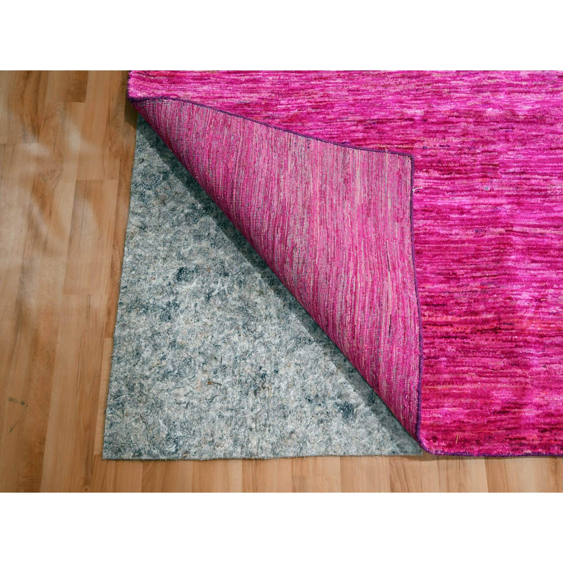 9'x12'3" Fuscia Pink, Plain Solid Design, Pure Sari Silk, Hand Knotted, Soft to the Touch, Oriental Rug Sh76075
