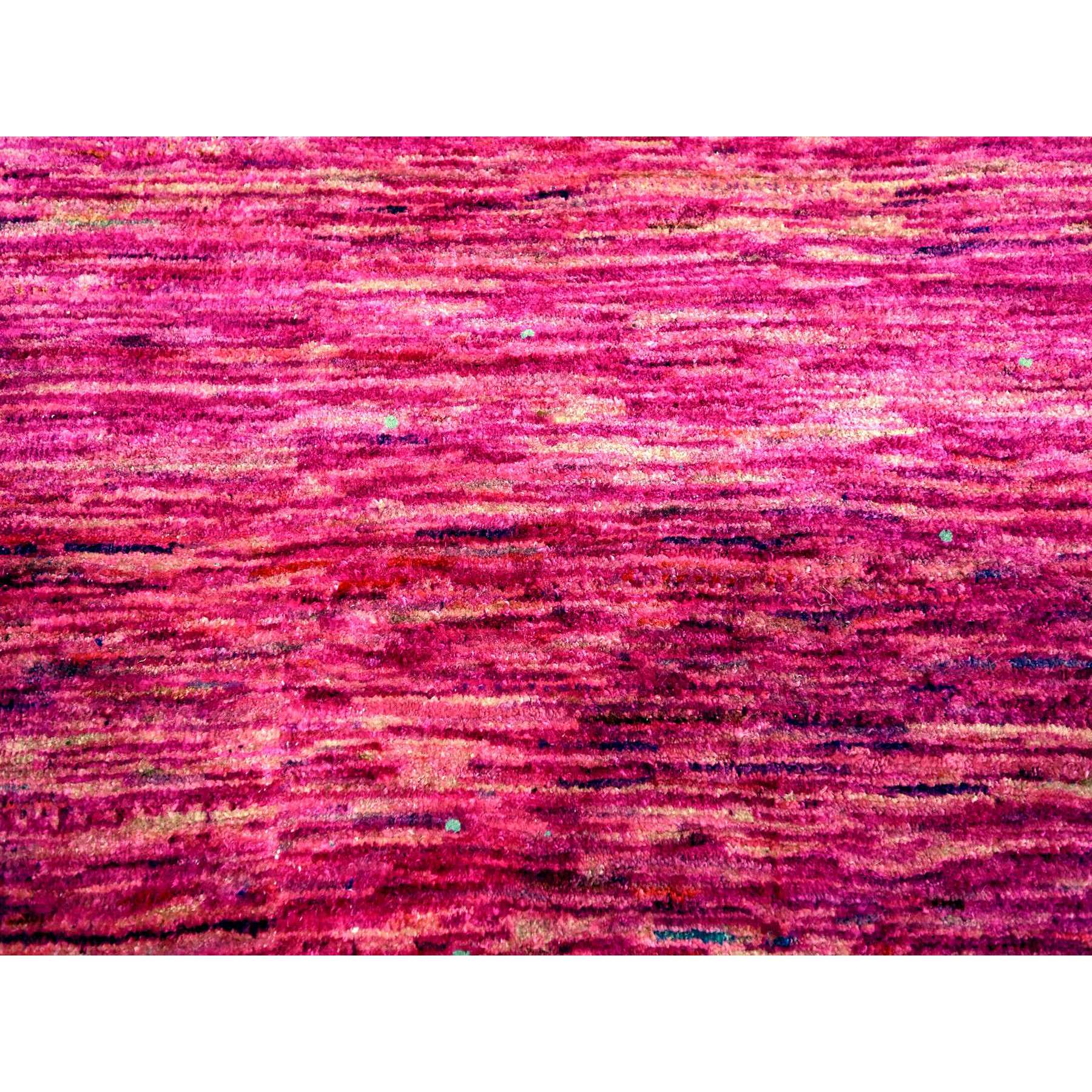 9'x12'3" Fuscia Pink, Plain Solid Design, Pure Sari Silk, Hand Knotted, Soft to the Touch, Oriental Rug Sh76075