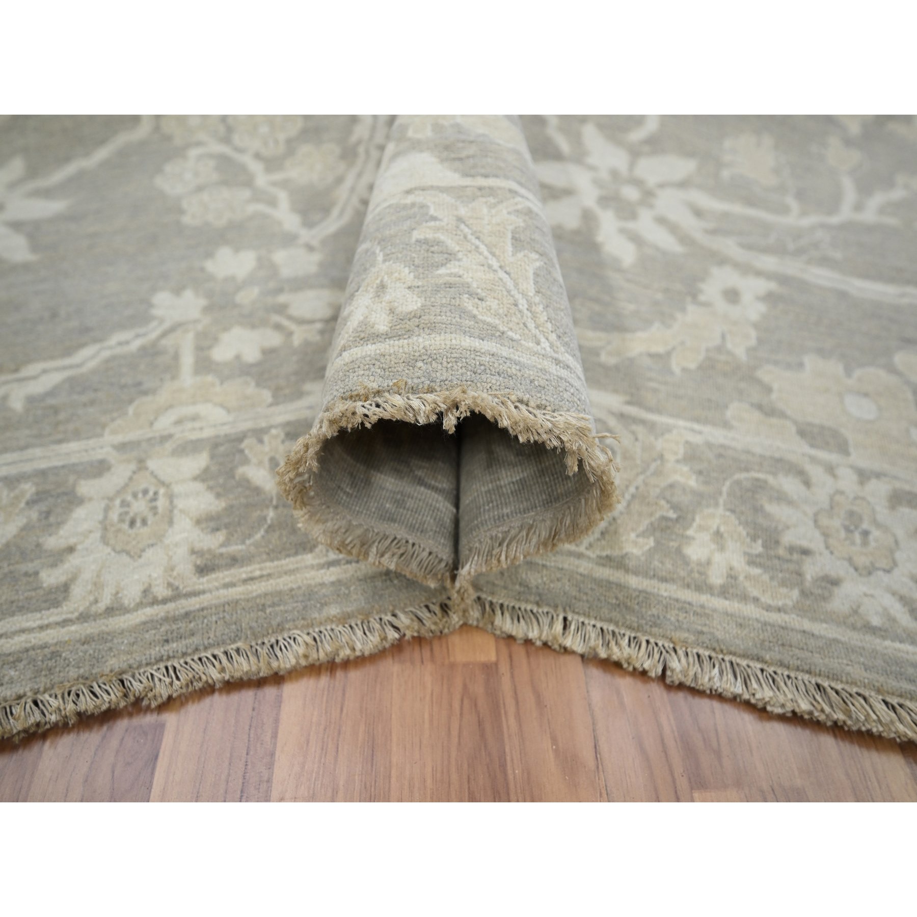 9'1"x12'3" Fossil Gray, Ziegler Mahal Large Flowers Design, Tone on Tone, Zero Pile, 100% Wool, Hand Knotted, Dense Weave, Oriental Rug Sh76163