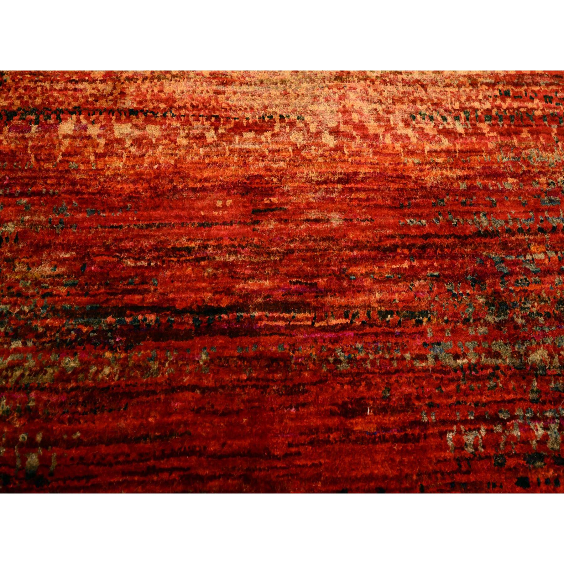 9'10"x14'1" Sunset Colors, Pure Sari Silk, Modern Design, Soft to the Touch, Hand Knotted, Oriental Rug Sh76172
