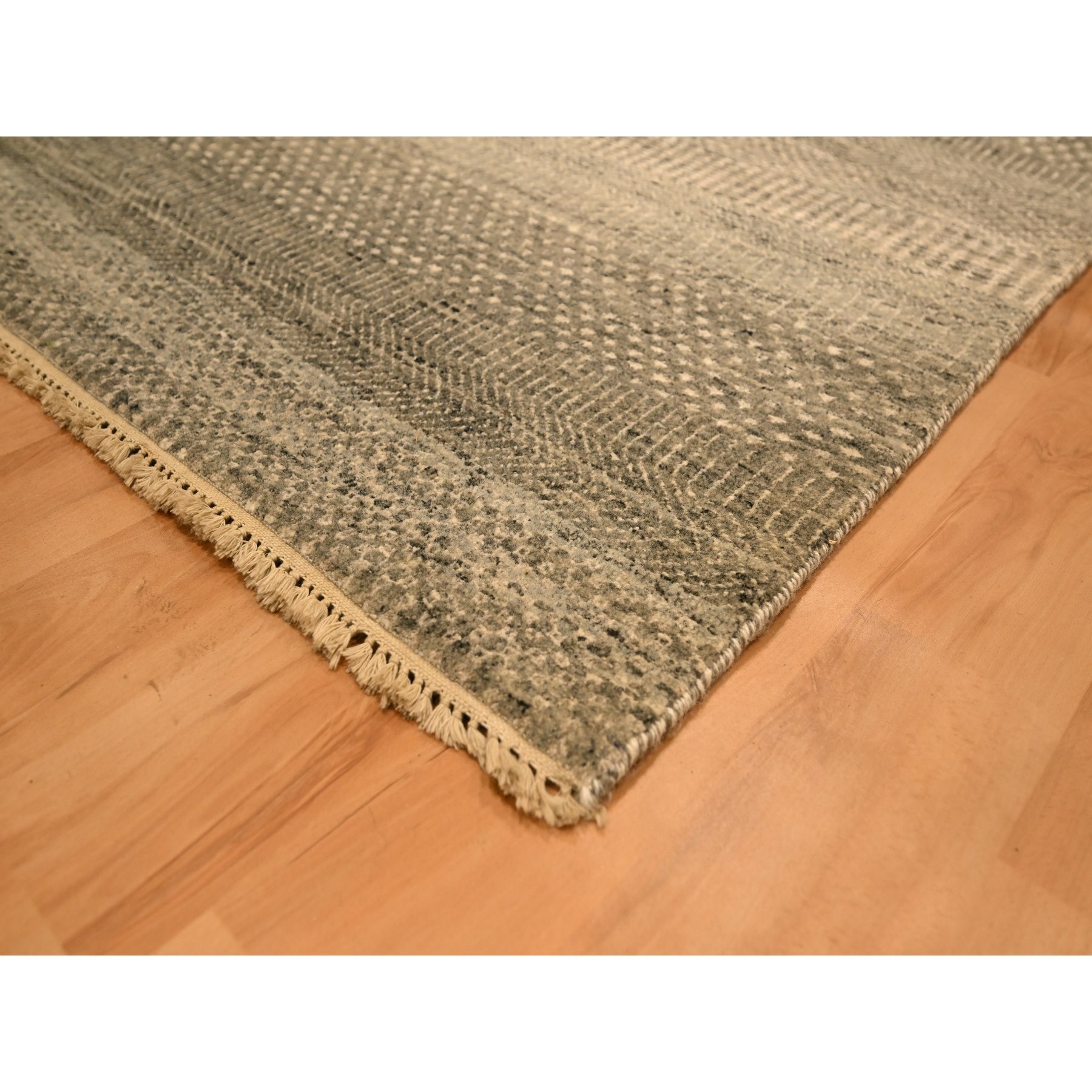 8'x10'3" Stone Gray, Modern Grass Design, Undyed Natural Wool, Tone on Tone, Hand Knotted, Oriental Rug Sh76178