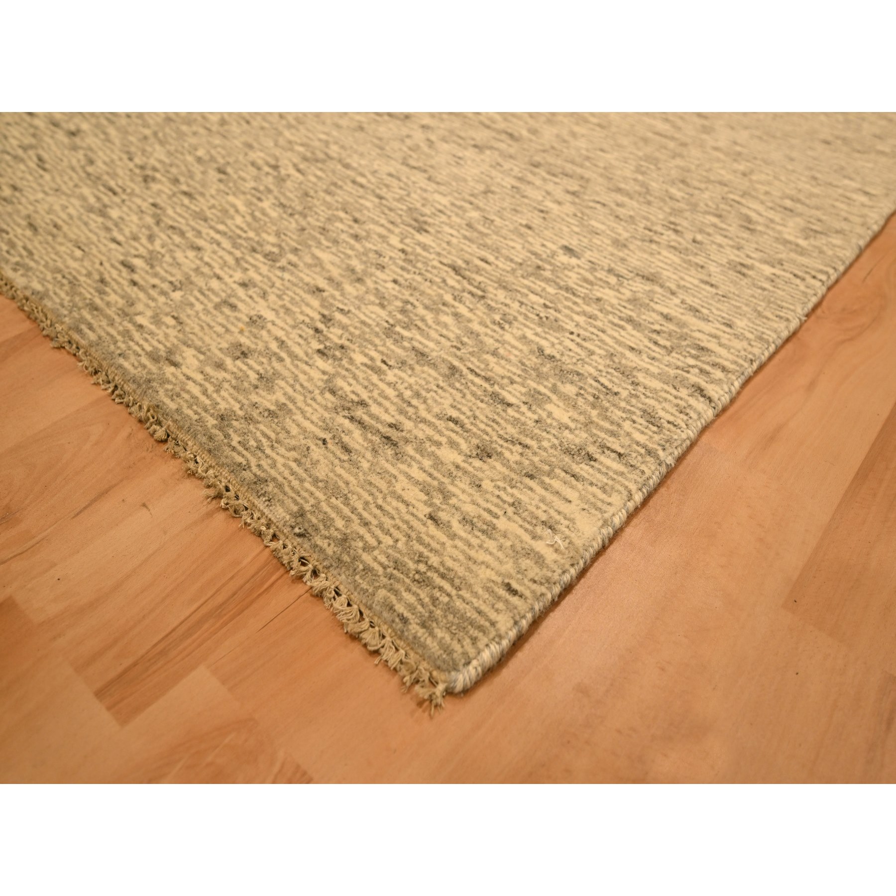 7'9"x9'7" Beige, Tone on Tone, Undyed Natural Wool, Grass Design, Hand Knotted, Oriental Rug Sh76183