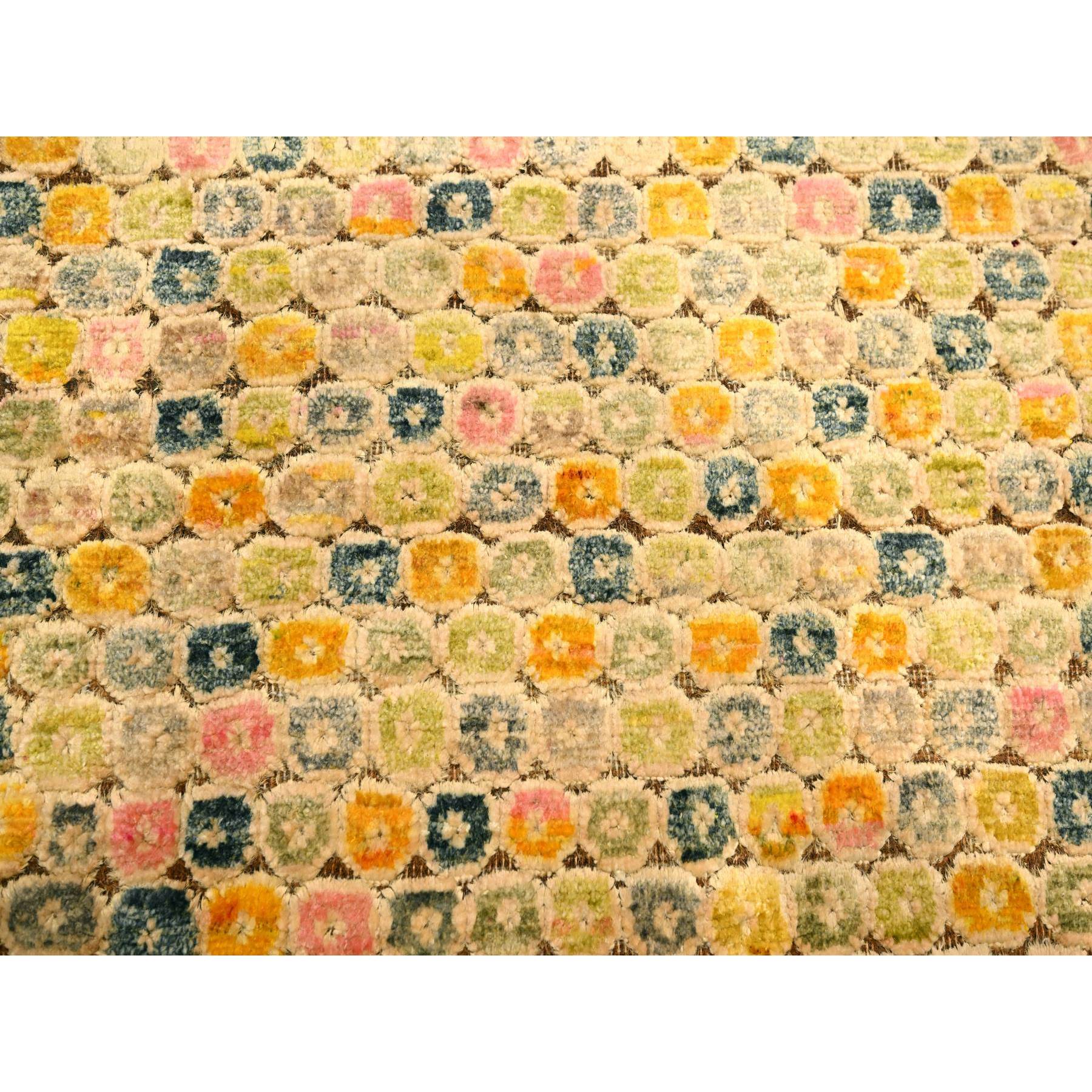 9'x12'2" Golden Yellow, THE BUTTONS, Sari Silk, Hand Knotted, Soft to the Touch, Oriental Rug Sh76200