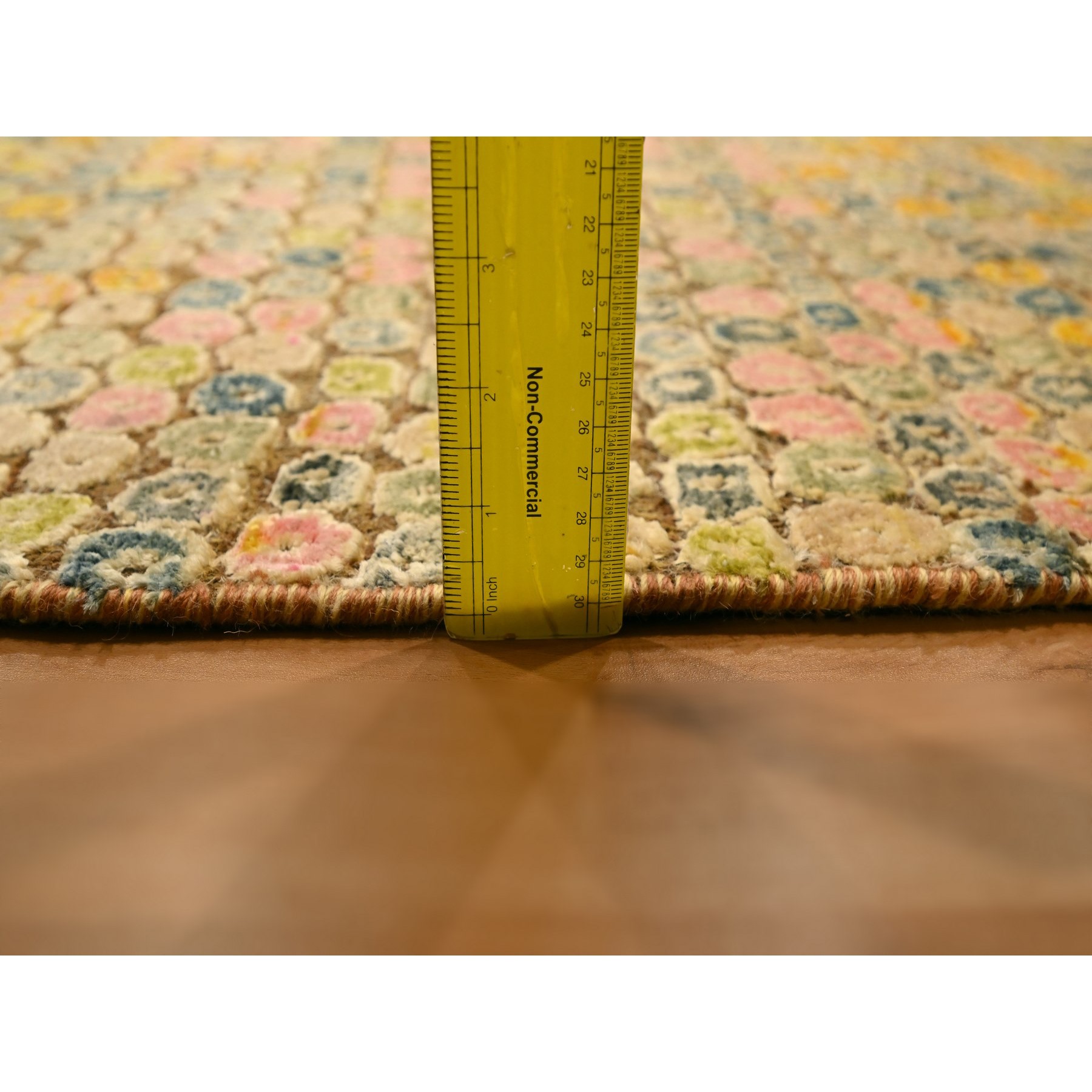 5'x7'7" Golden Yellow, THE BUTTONS, Sari Silk, Hand Knotted, Soft to the Touch, Oriental Rug Sh76202