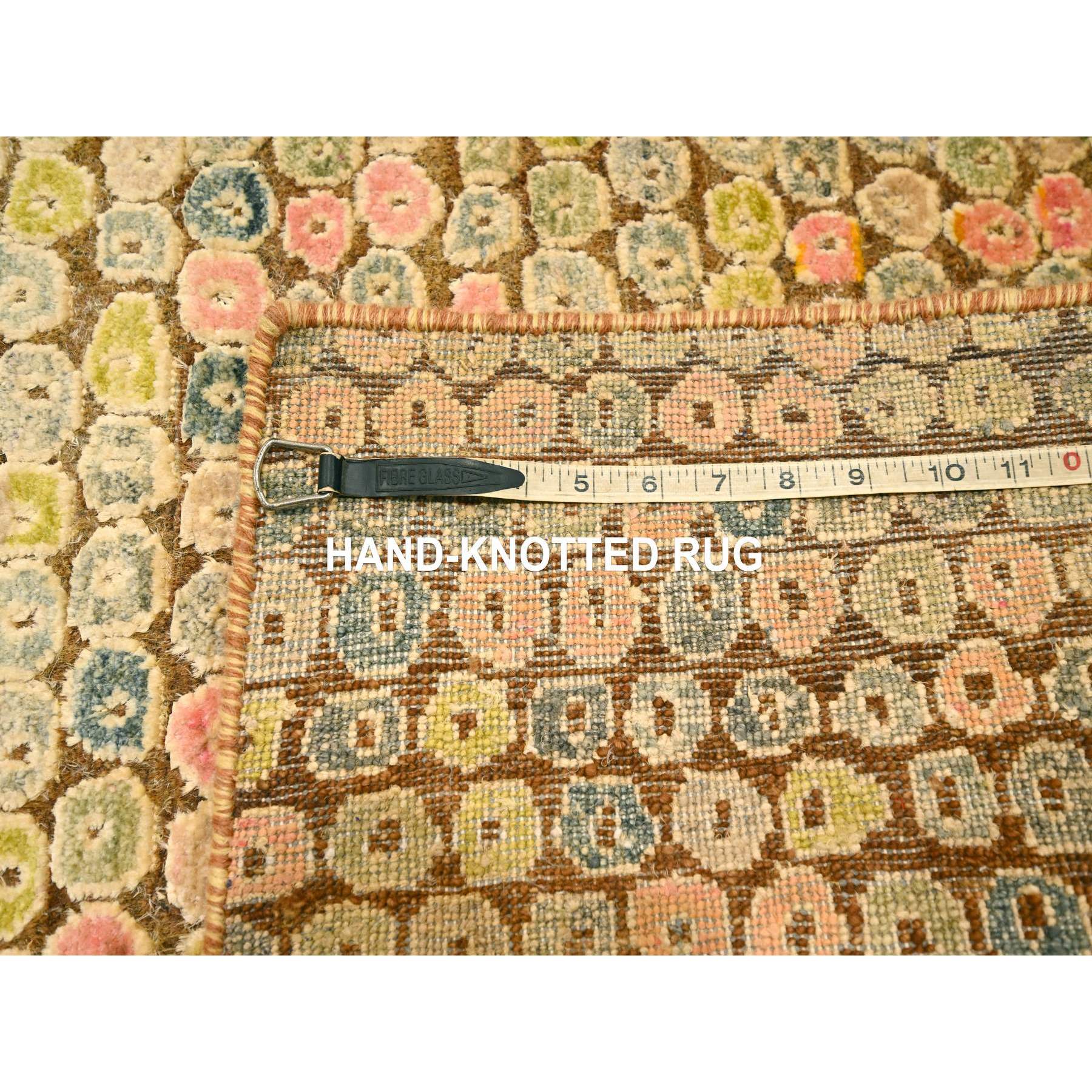 5'x7'7" Golden Yellow, THE BUTTONS, Sari Silk, Hand Knotted, Soft to the Touch, Oriental Rug Sh76202