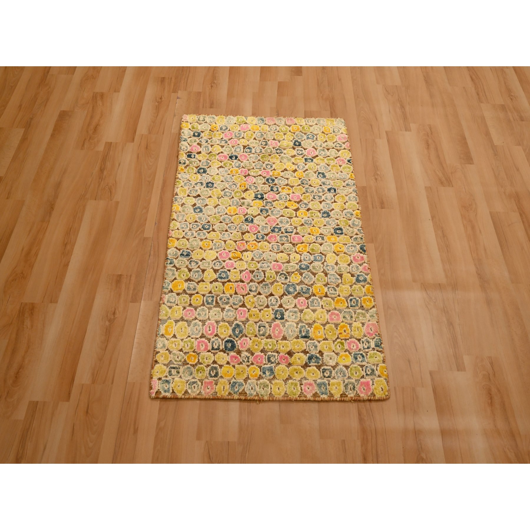 2'x3' Golden Yellow, THE BUTTONS, Sari Silk, Hand Knotted, Soft to the Touch, Sample, Mat, Oriental Rug Sh76209