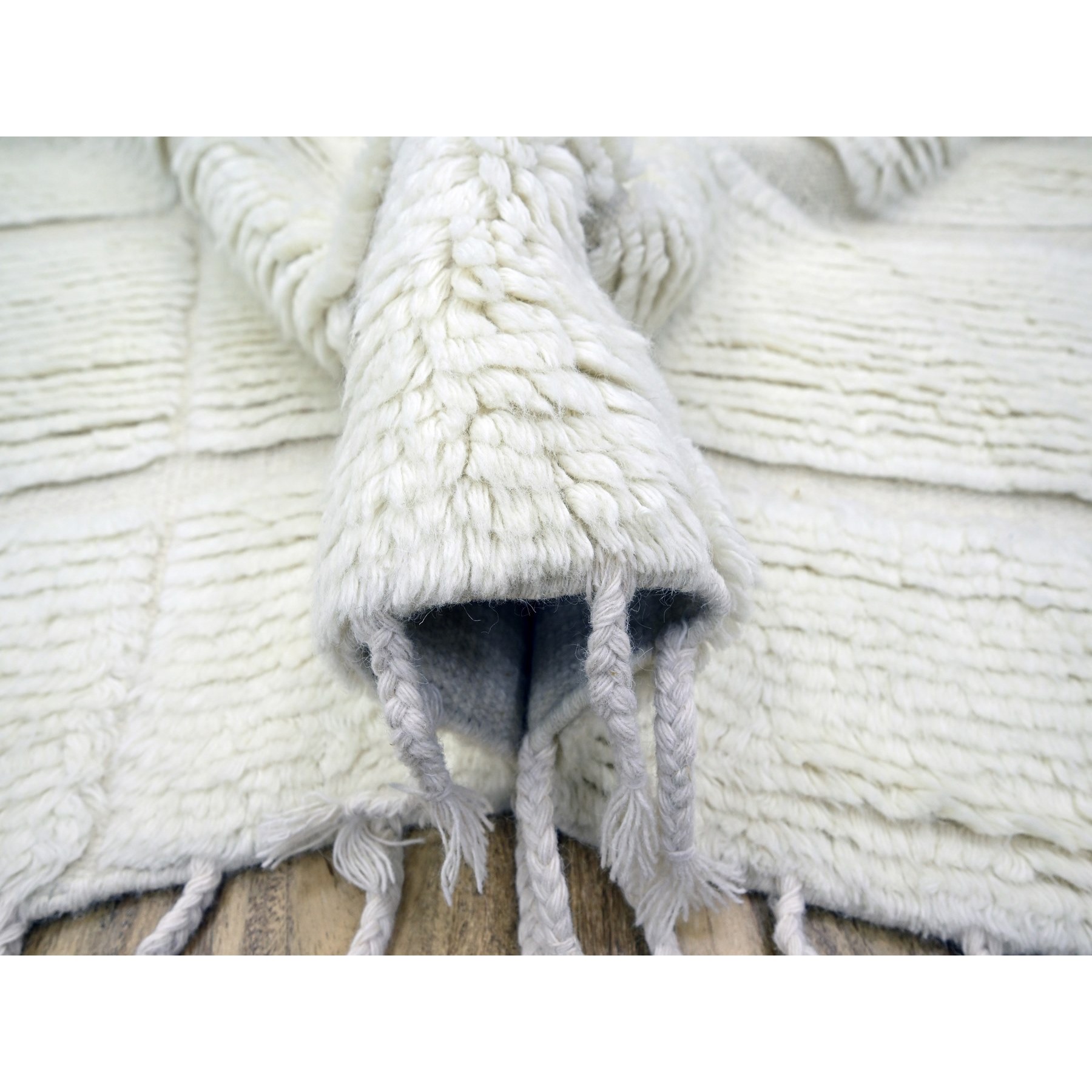 10'1"x14' Pearl White, Moroccan Weave with Grid Design, Solid, Textured Wool, Hand Knotted, Oriental Rug Sh76211