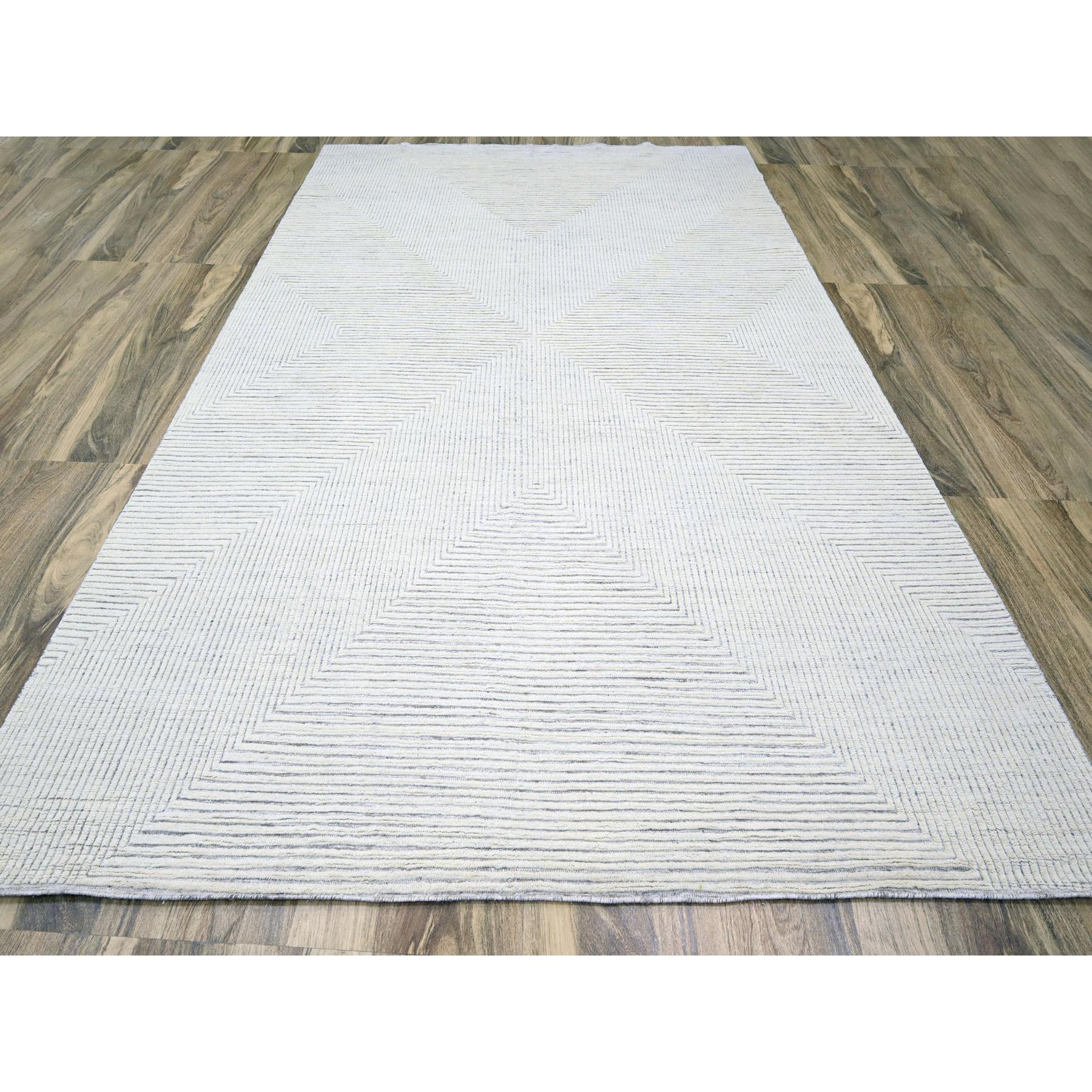 9'x12'1" Alabaster White, Geometric Variegated Line Design, 100% Wool, Hand Knotted, Oriental Rug Sh76213