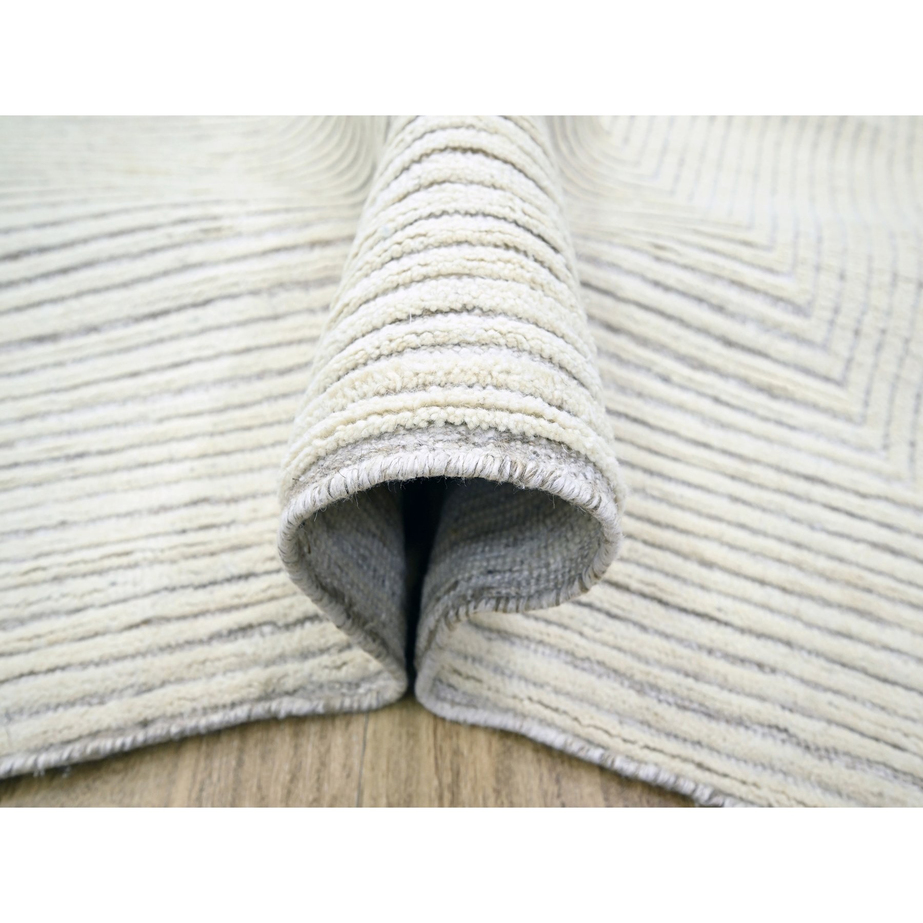 9'x12'1" Alabaster White, Geometric Variegated Line Design, 100% Wool, Hand Knotted, Oriental Rug Sh76213