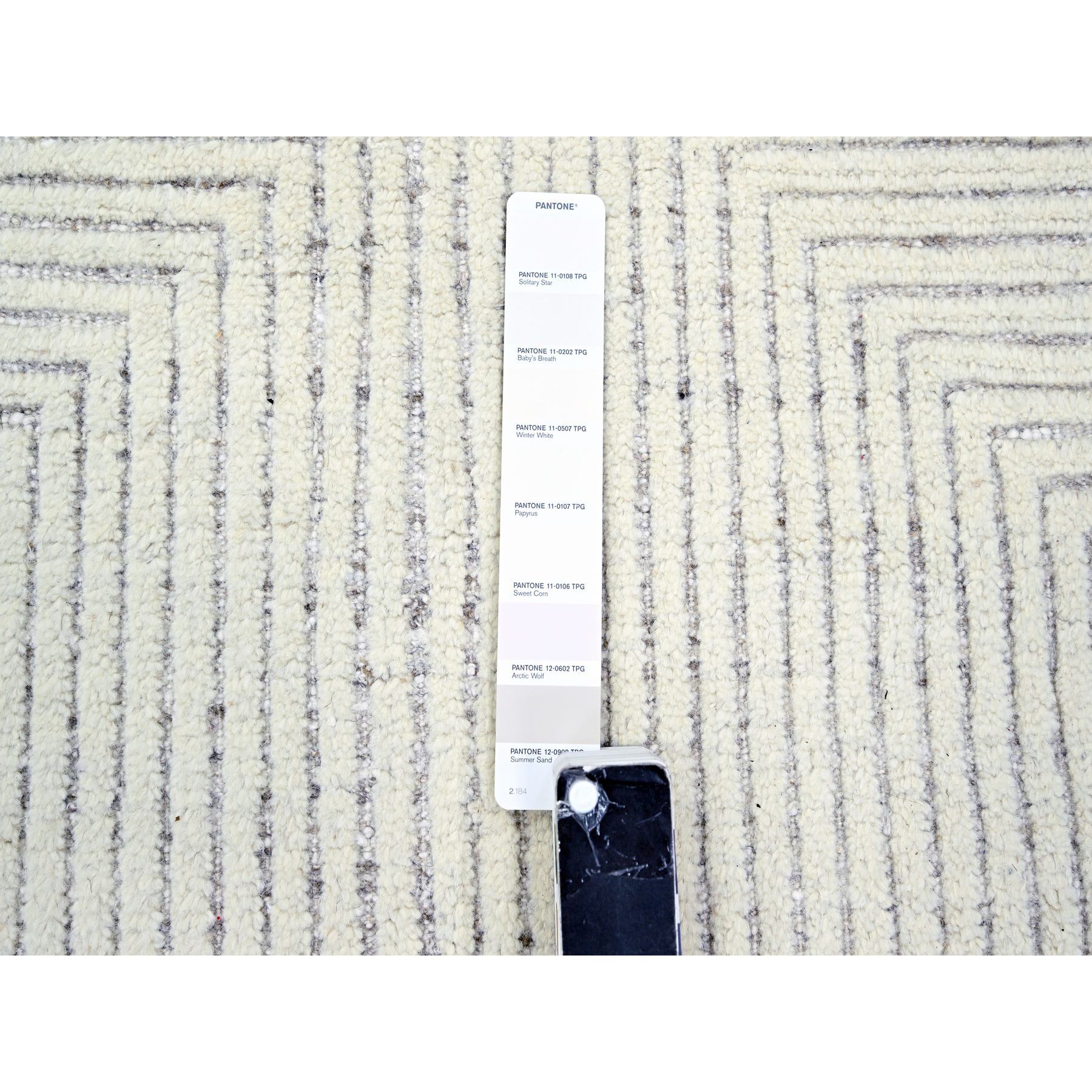 9'x12'1" Alabaster White, Geometric Variegated Line Design, 100% Wool, Hand Knotted, Oriental Rug Sh76213