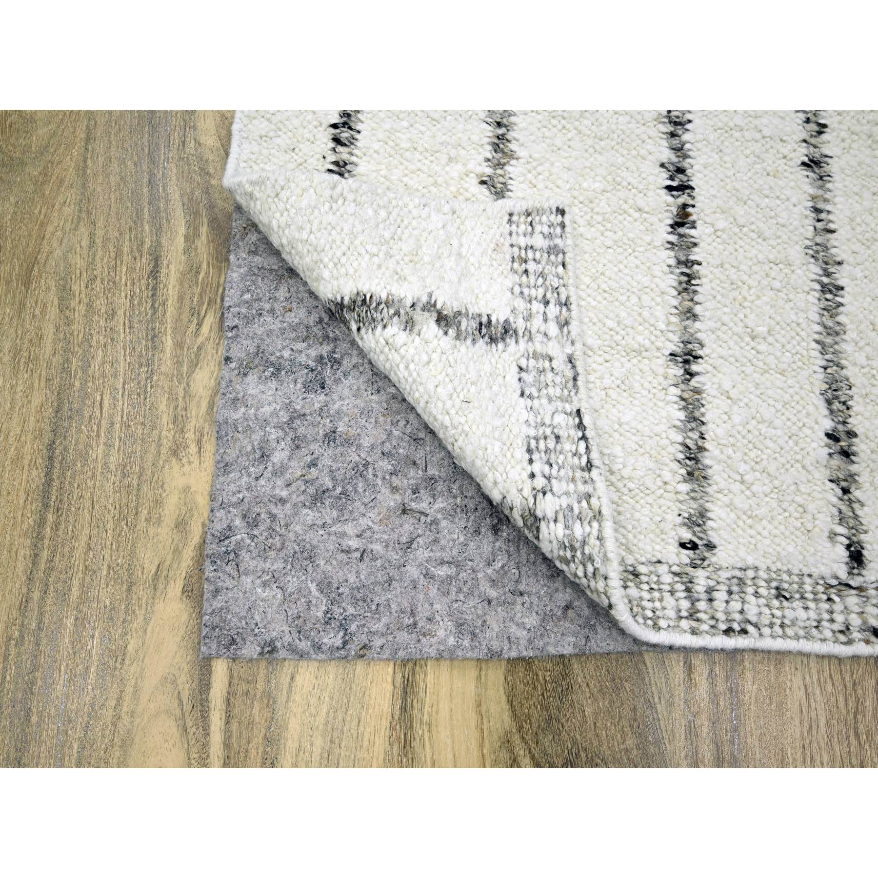 8'2"x10'2" Chiffon White, Moroccan Weave with Line Design, Modern, Textured Pile, Natural Undyed Wool, Hand Knotted, Shabby Chic, Oriental Rug Sh76217