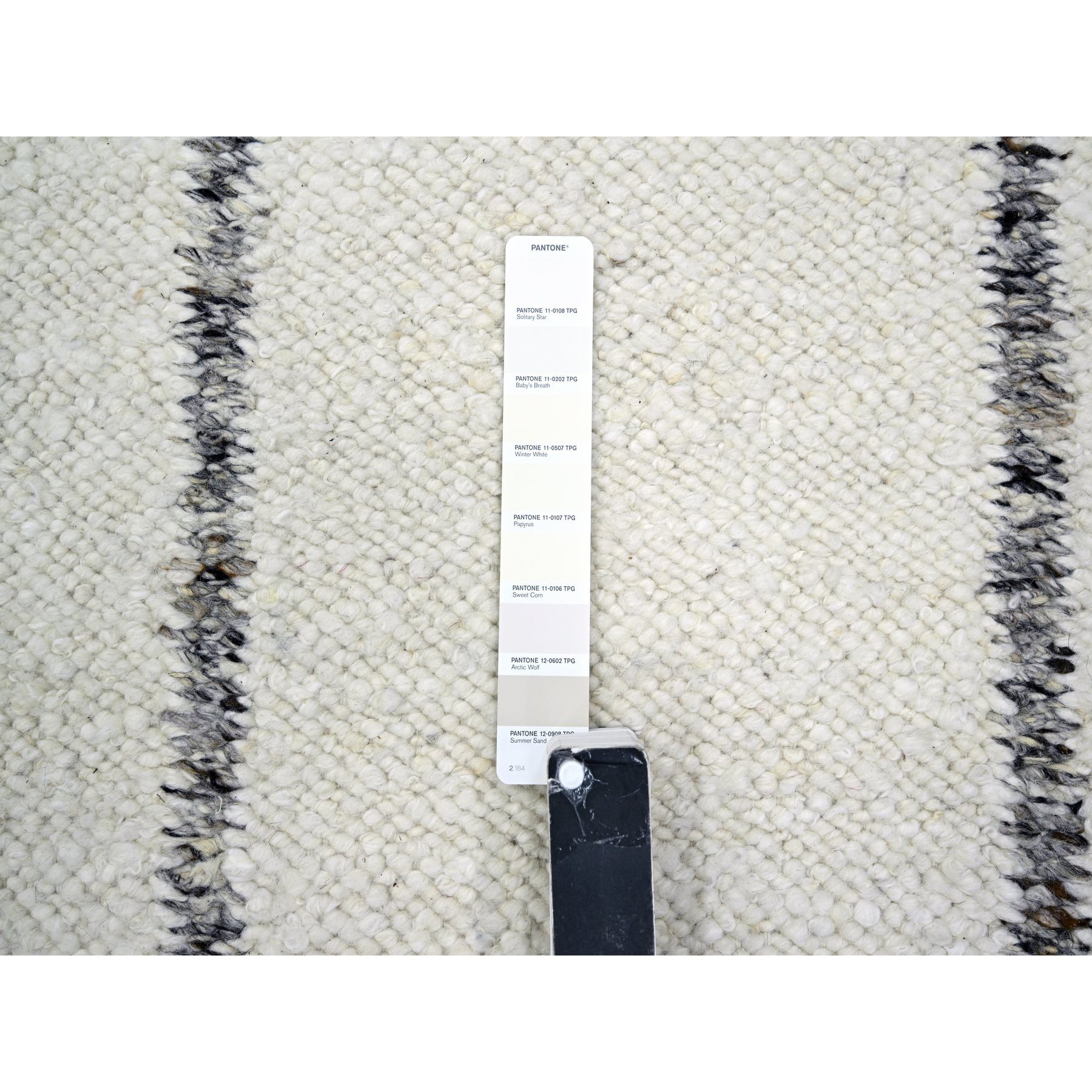 8'2"x10'2" Chiffon White, Moroccan Weave with Line Design, Modern, Textured Pile, Natural Undyed Wool, Hand Knotted, Shabby Chic, Oriental Rug Sh76217