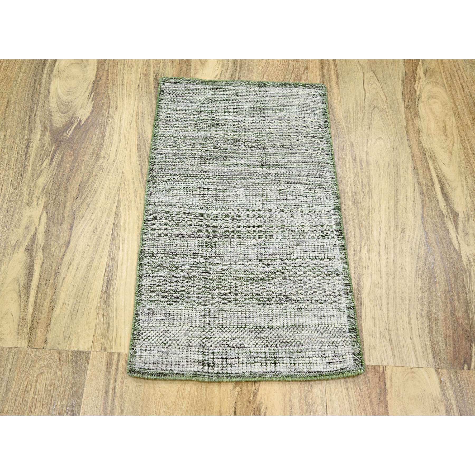 2'x3' Powder White with Hunter Green, Oxidized and Distressed Grass Design with Exposed Warps, 100% Wool, Hand Knotted, Mat, Sample, Oriental Rug Sh76256