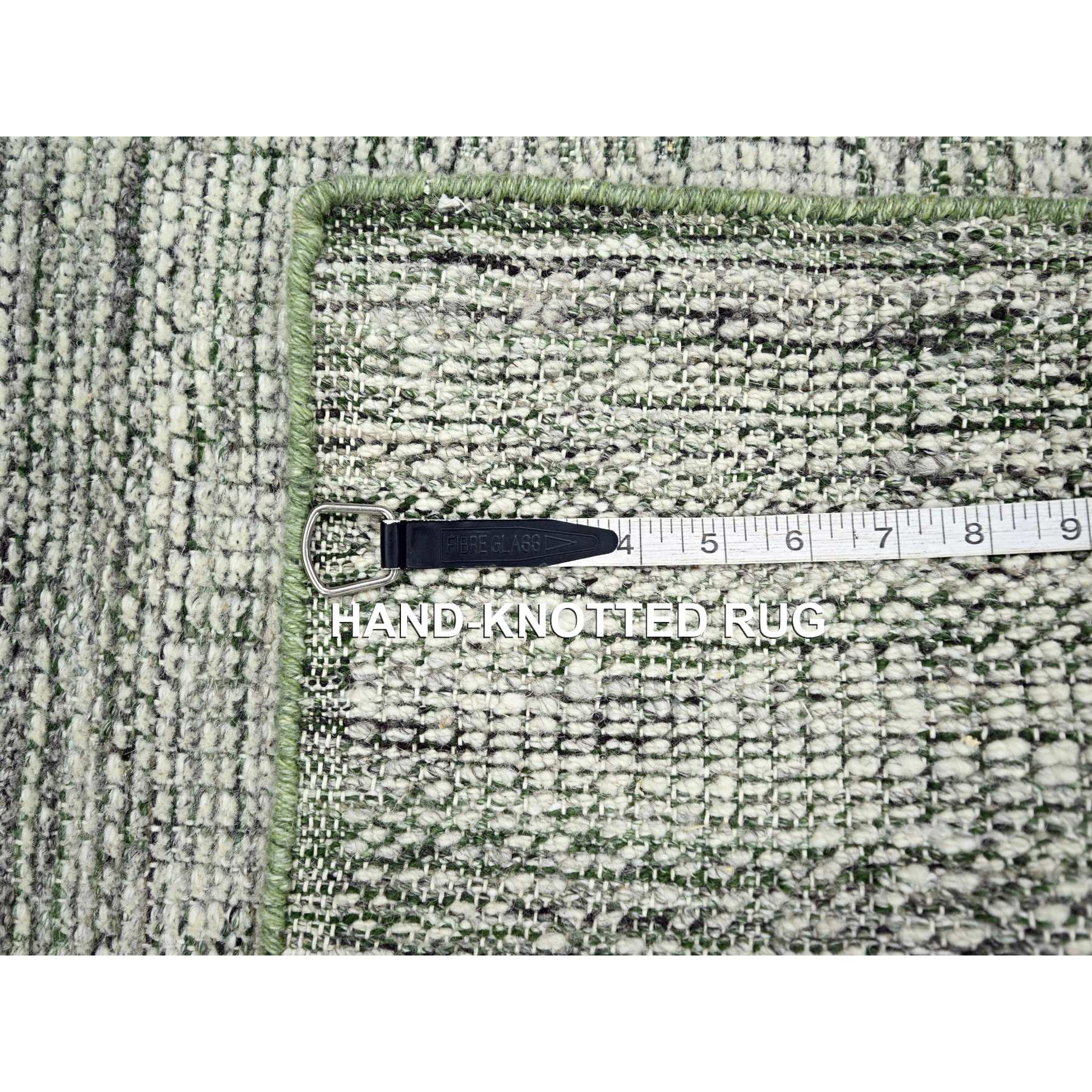 2'x3' Powder White with Hunter Green, Oxidized and Distressed Grass Design with Exposed Warps, 100% Wool, Hand Knotted, Mat, Sample, Oriental Rug Sh76256