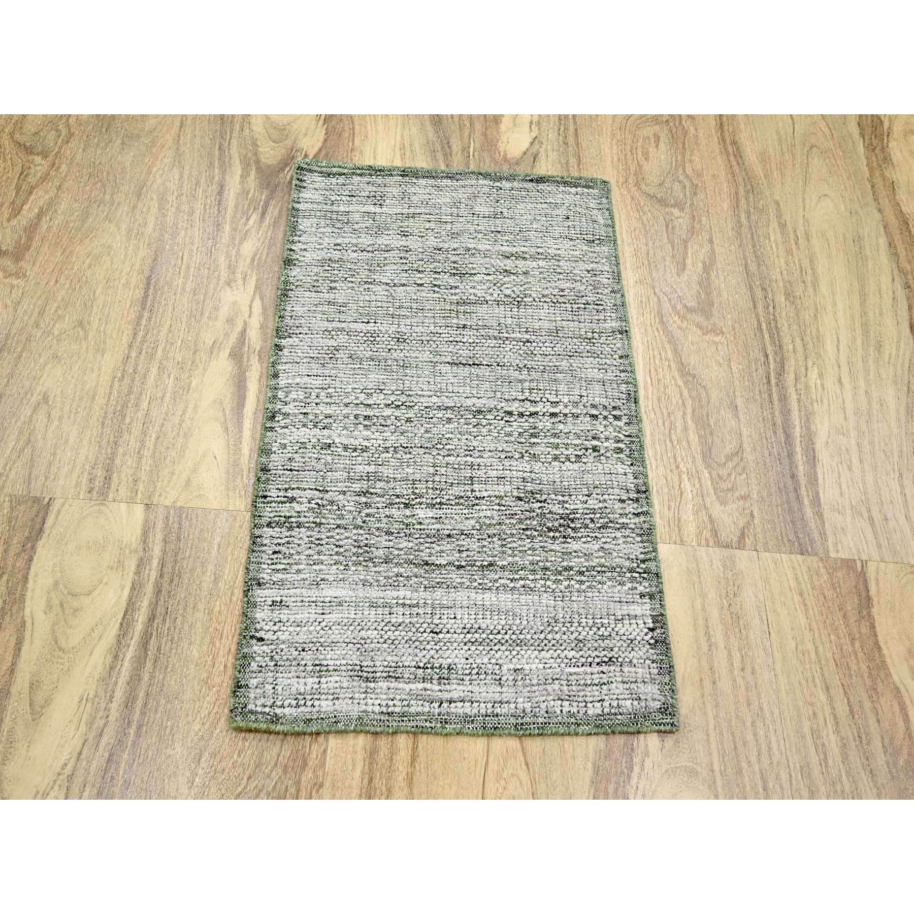 2'x3' Daisy White with Moss Green, Oxidized and Distressed Grass Design with Exposed Warps, 100% Wool, Hand Knotted, Sample, Mat, Oriental Rug Sh76257