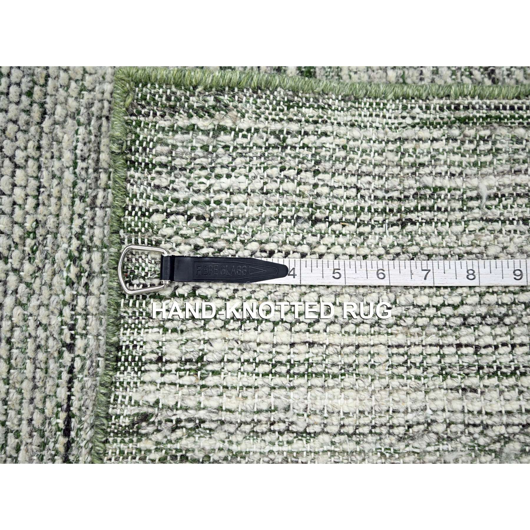 2'x3' Daisy White with Moss Green, Oxidized and Distressed Grass Design with Exposed Warps, 100% Wool, Hand Knotted, Sample, Mat, Oriental Rug Sh76257