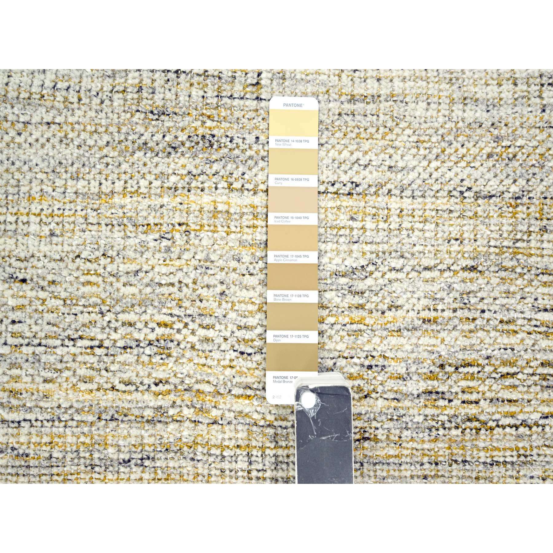 2'8"x6' Vista White with Nugget Gold, 100% Wool, Oxidized and Distressed Grass Design with Exposed Warps, Hand Knotted, Runner, Oriental Rug Sh76274