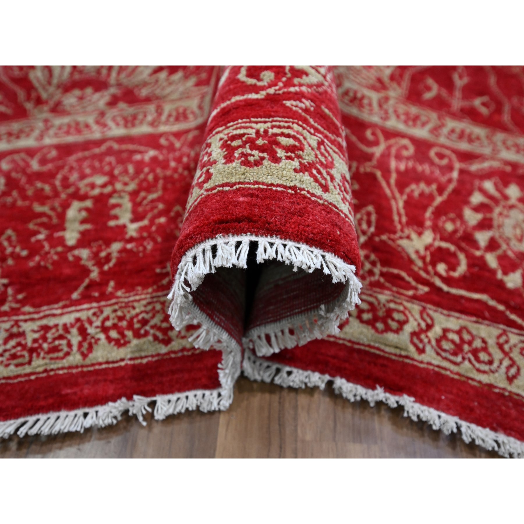 7'9"x10' Crimson Red, Persian Tabriz Influence Design, Wool & Silk, Tone on Tone, Hand Knotted, Oriental Rug Sh76306