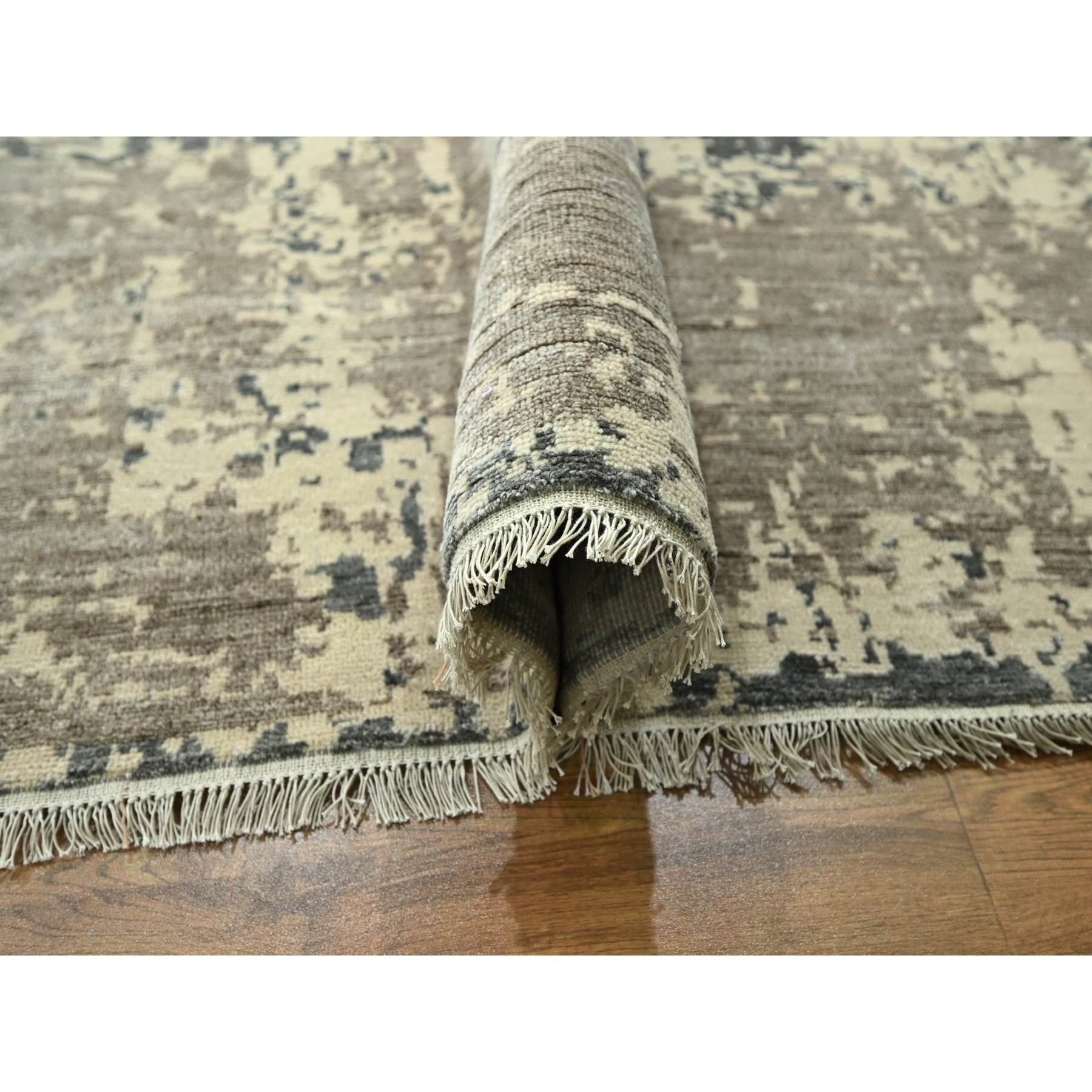 11'10"x15' Charcoal Gray & Beige, Modern Abstract Design with Natural Colors, Wool and Silk, Hand Knotted, Oversized, Oriental Rug Sh76331