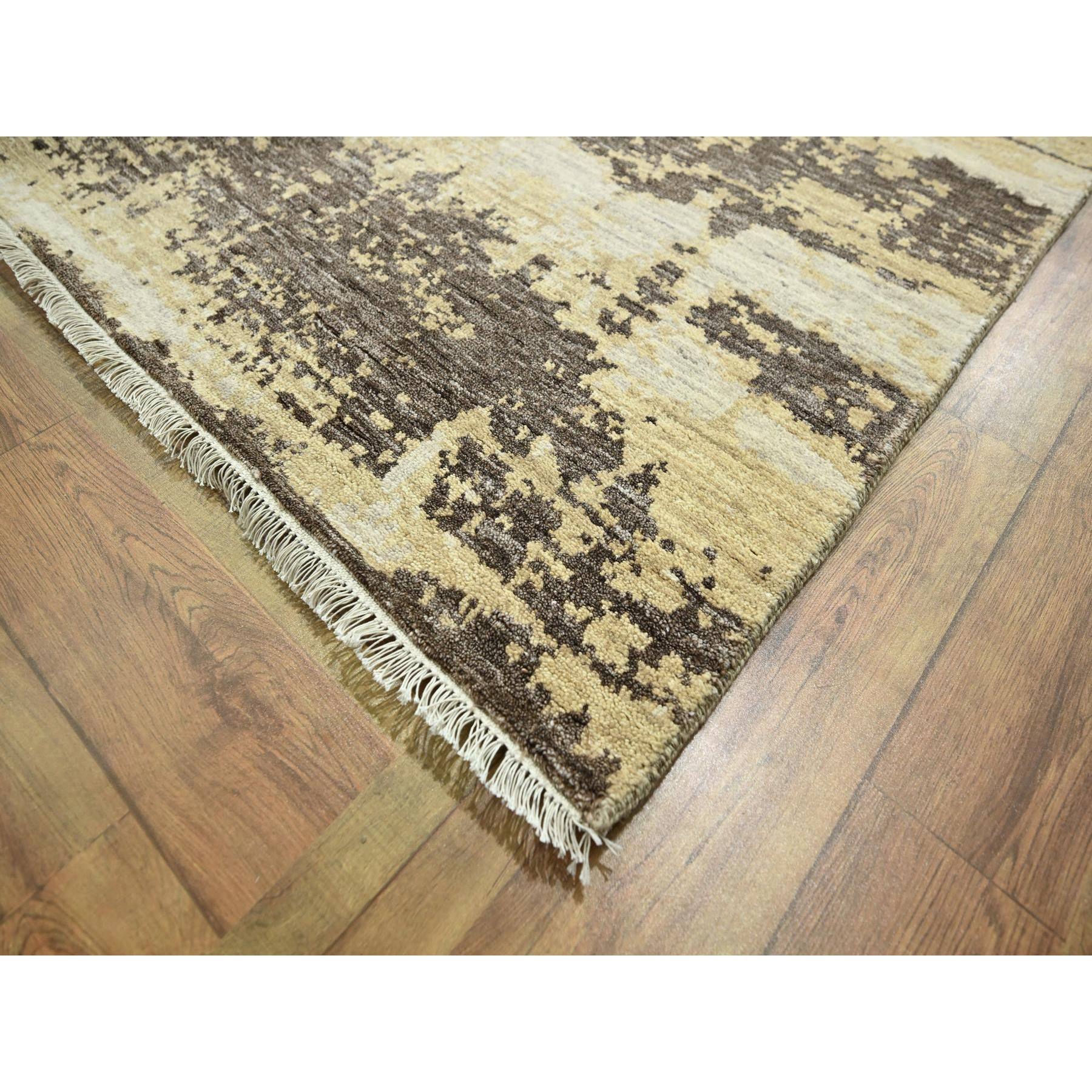 9'x12' Ivory & Chocolate Brown, Modern Abstract Design with Natural Colors, Hand Knotted, Wool and Silk, Oriental Rug Sh76340