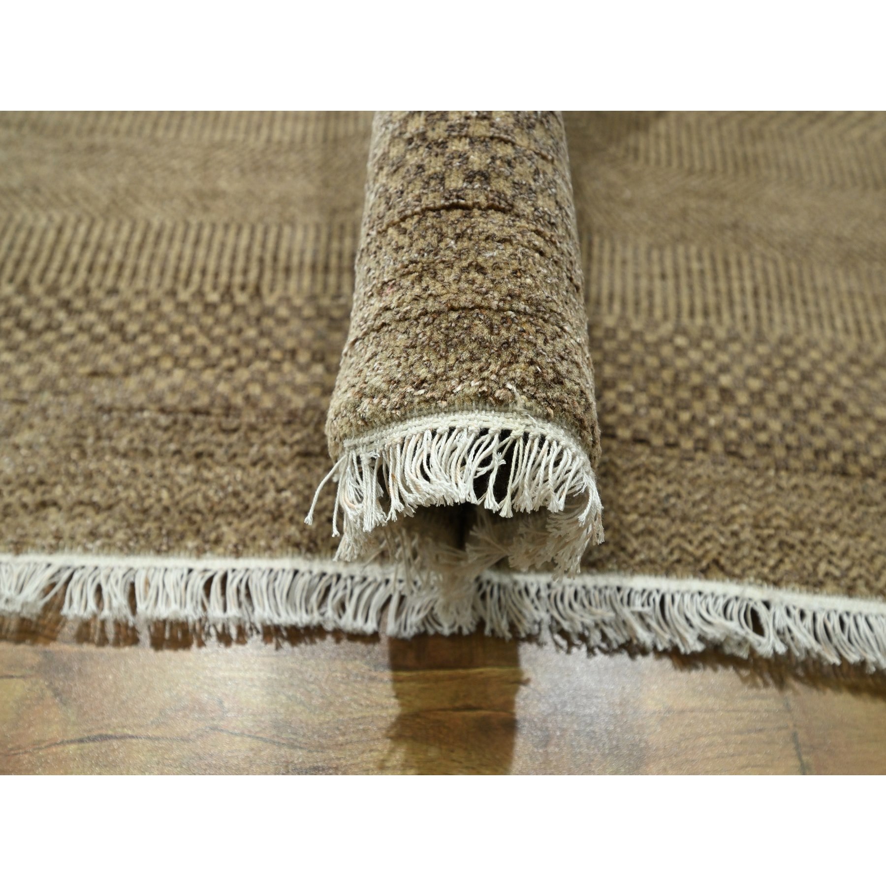 8'10"x12' Nuthatch Brown, Modern Grass Design, Hand Knotted, Denser Weave, Tone on Tone, Borderless, Wool and Silk, Lush and Plush, Oriental Rug Sh76342