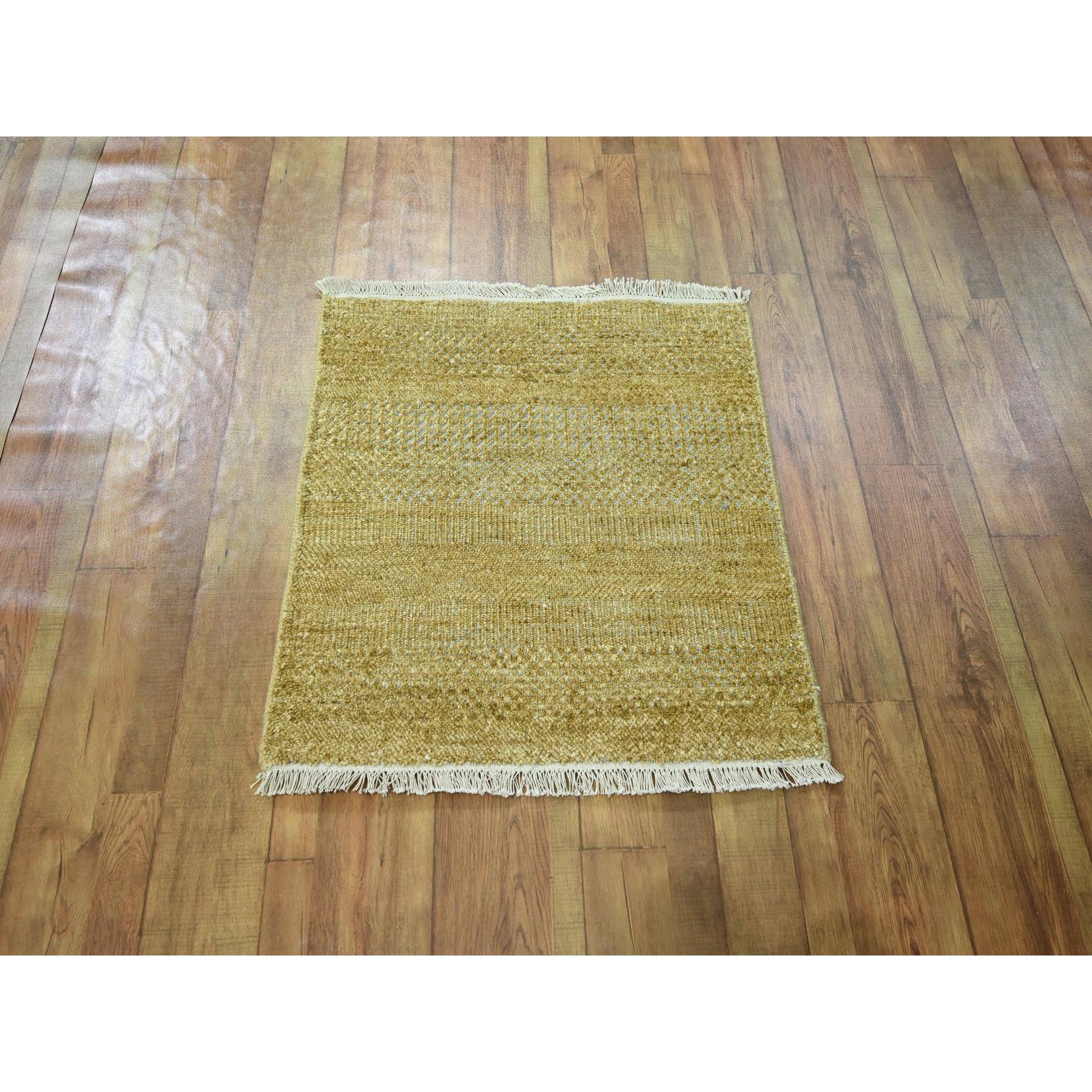 2'x2' Honey Brown, Modern Grass Design, Wool and Silk, Hand Knotted, Denser Weave, Tone on Tone, Lush and Plush, Sample, Mat, Square, Oriental Rug Sh76354