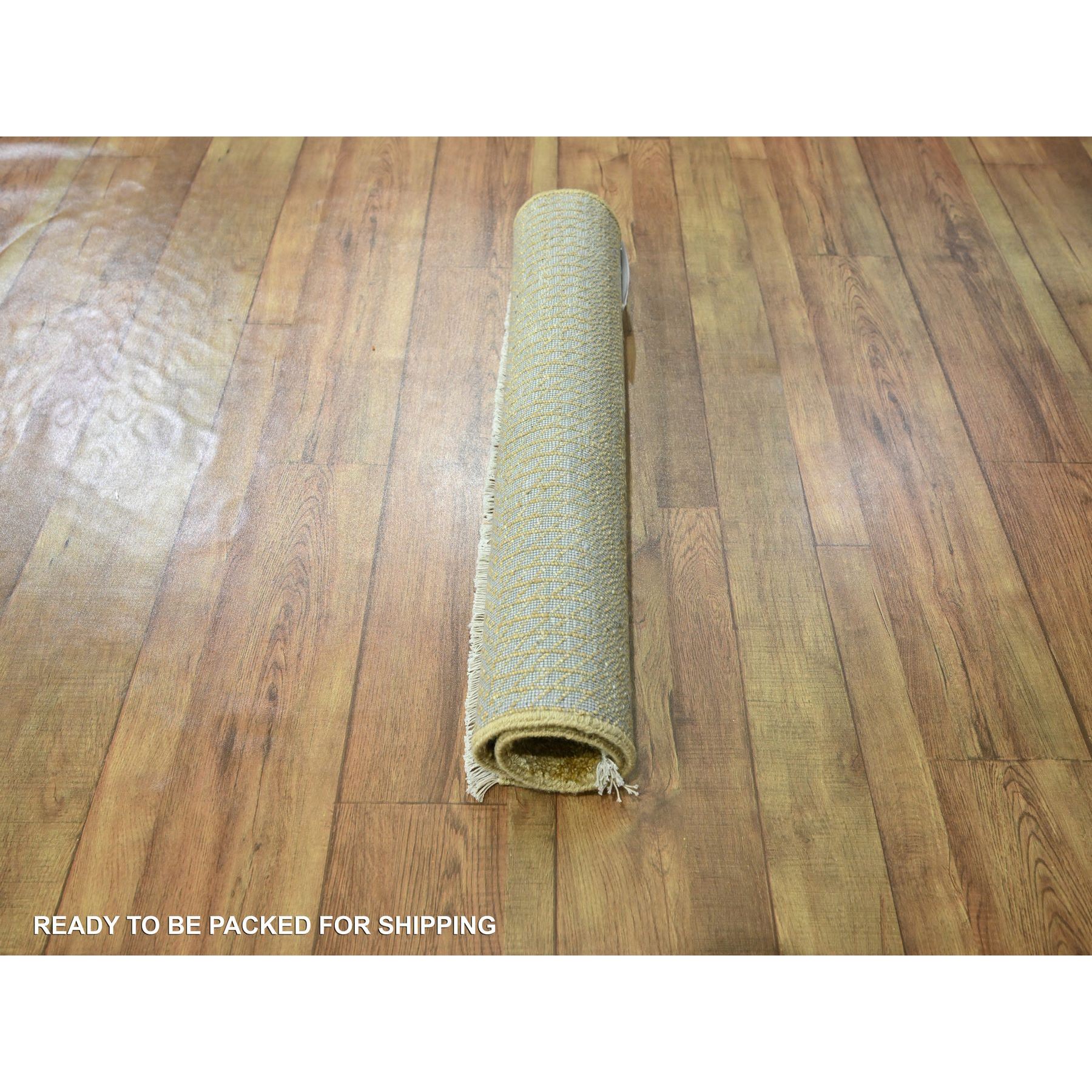 2'x2' Honey Brown, Modern Grass Design, Wool and Silk, Hand Knotted, Denser Weave, Tone on Tone, Lush and Plush, Sample, Mat, Square, Oriental Rug Sh76354