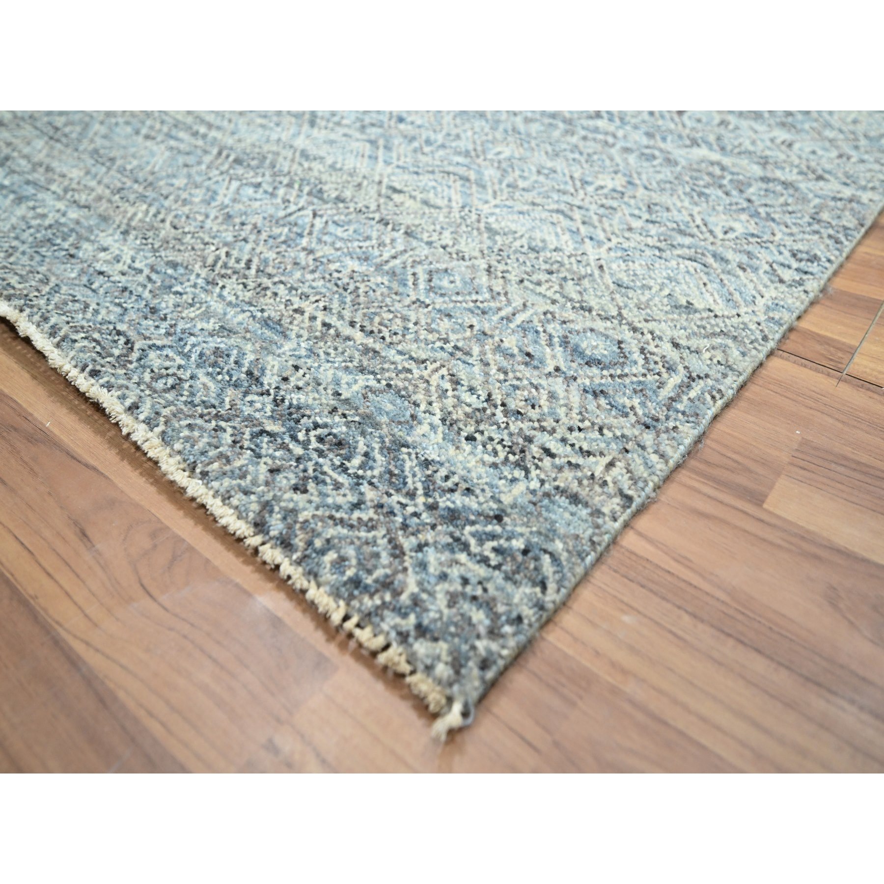 9'x11'10" Silver Blue, Kohinoor Herat Pattern, Small Geometric Repetitive Diamond Design, Soft and Shiny Wool, Hand Knotted, Oriental Rug Sh76387