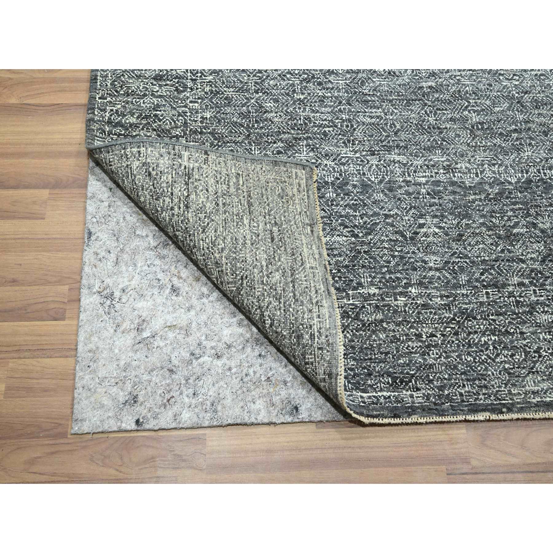 9'2"x12'1" Pebble Gray, Geometric Garden Pattern, Agra, Tone on Tone, Dense Weave, Hand Knotted, Pure Wool, Oriental Rug Sh76426