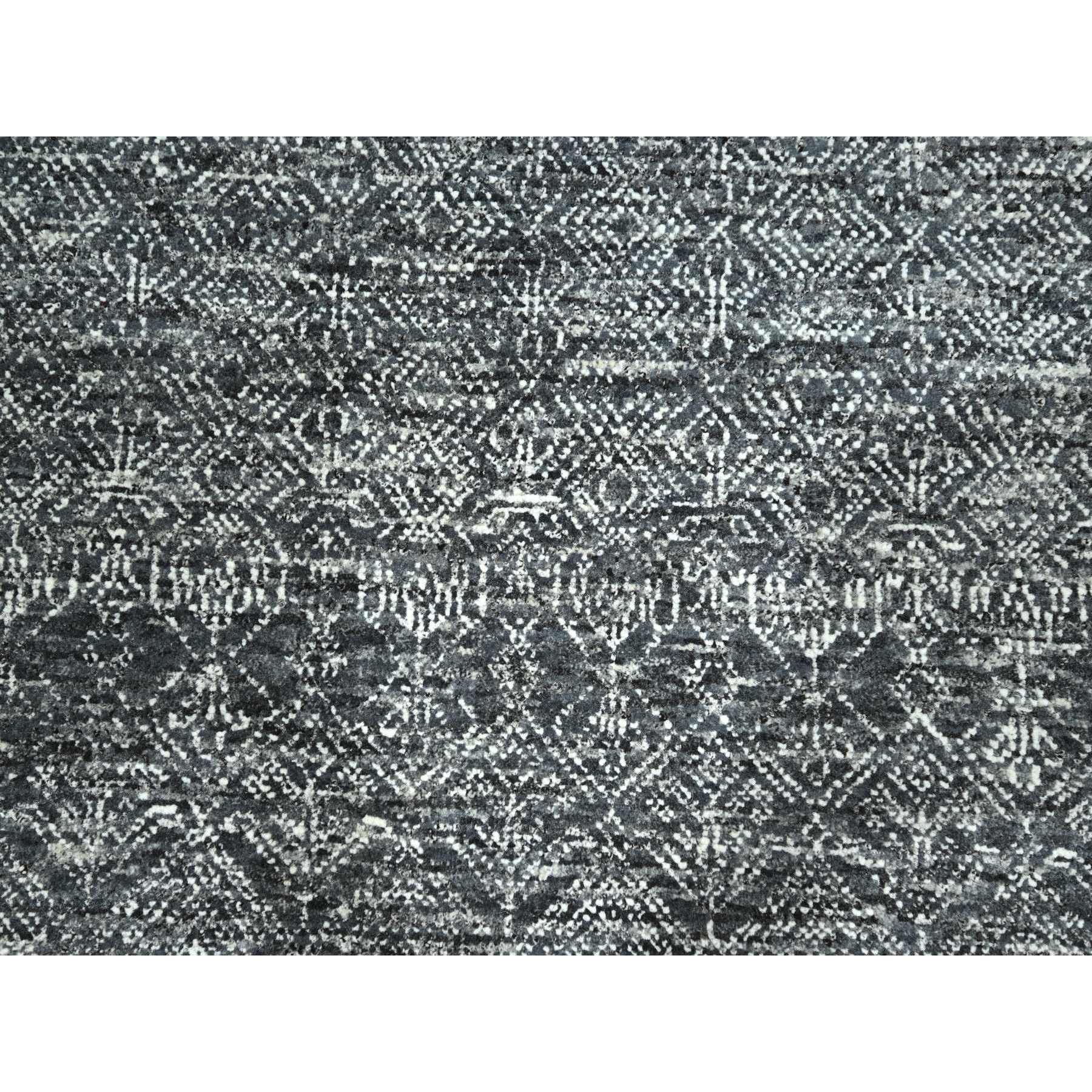 9'2"x12'1" Pebble Gray, Geometric Garden Pattern, Agra, Tone on Tone, Dense Weave, Hand Knotted, Pure Wool, Oriental Rug Sh76426