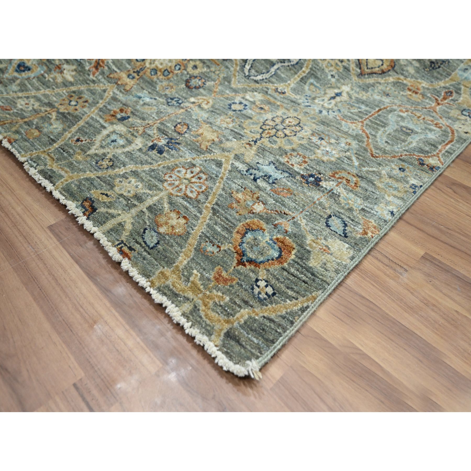 8'x9'10" Nevada Gray, Persian Garden Pattern, Hand Knotted, Pure Wool, Densely Woven, Oriental Rug Sh76434