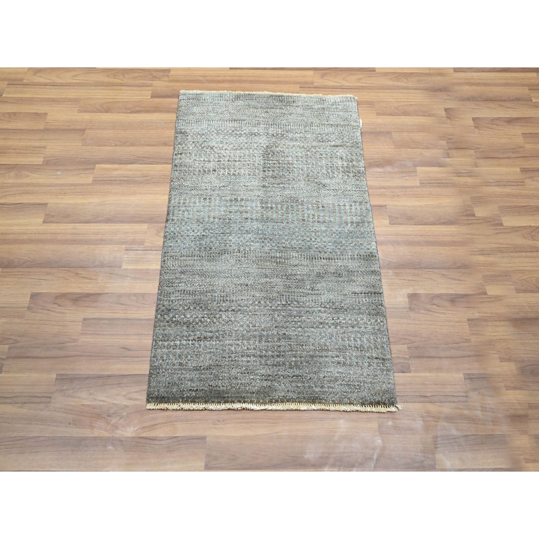 2'x3' Cedar Brown, Modern Grass Design, Hand Knotted, Undyed Natural Wool, Tone on Tone, Lush and Plush, Mat, Sample, Oriental Rug Sh76443
