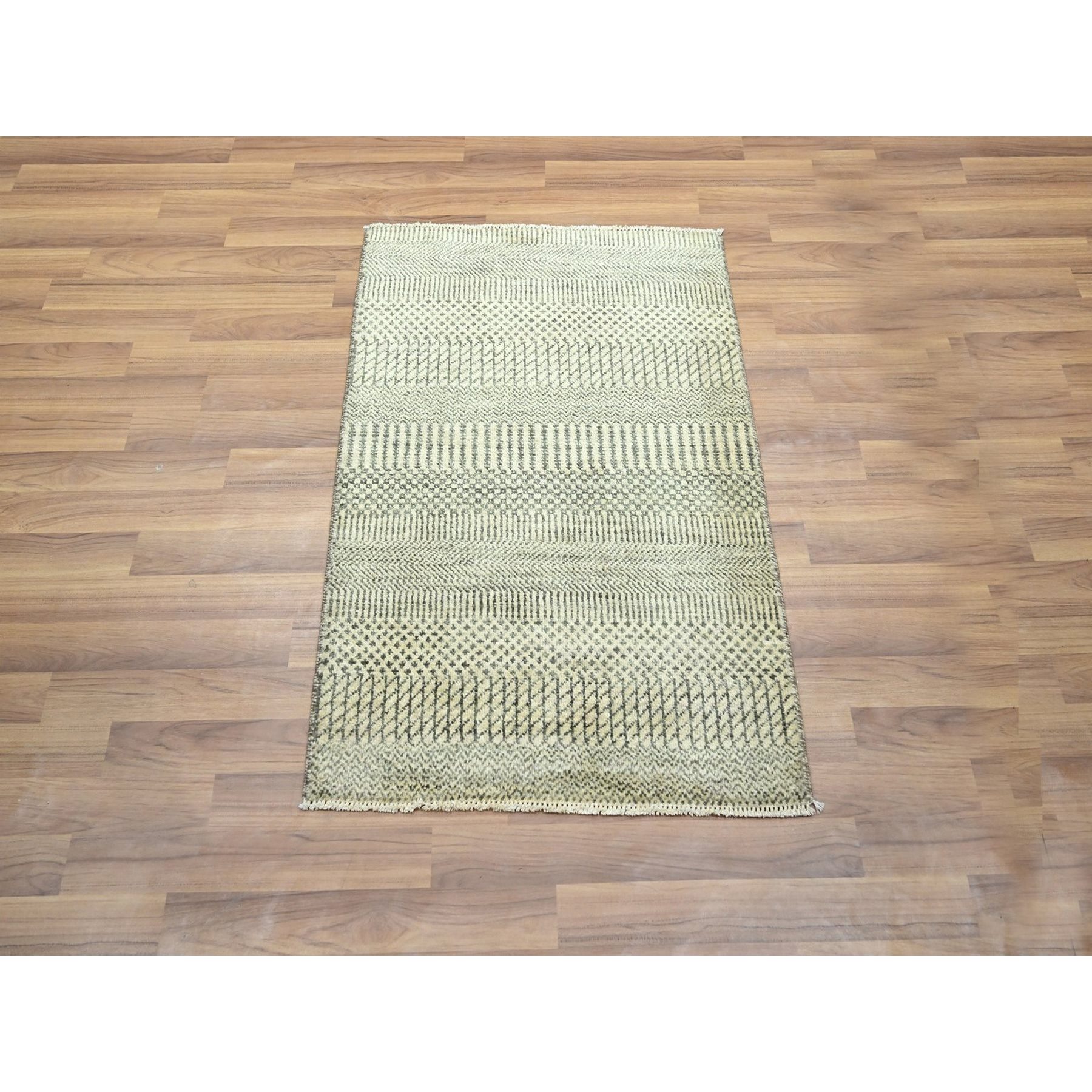2'x3' Beige, Modern Grass Design, Wool with touch of Silk, Hand Knotted, Tone on Tone, Lush and Plush, Mat, Sample, Oriental Rug Sh76454