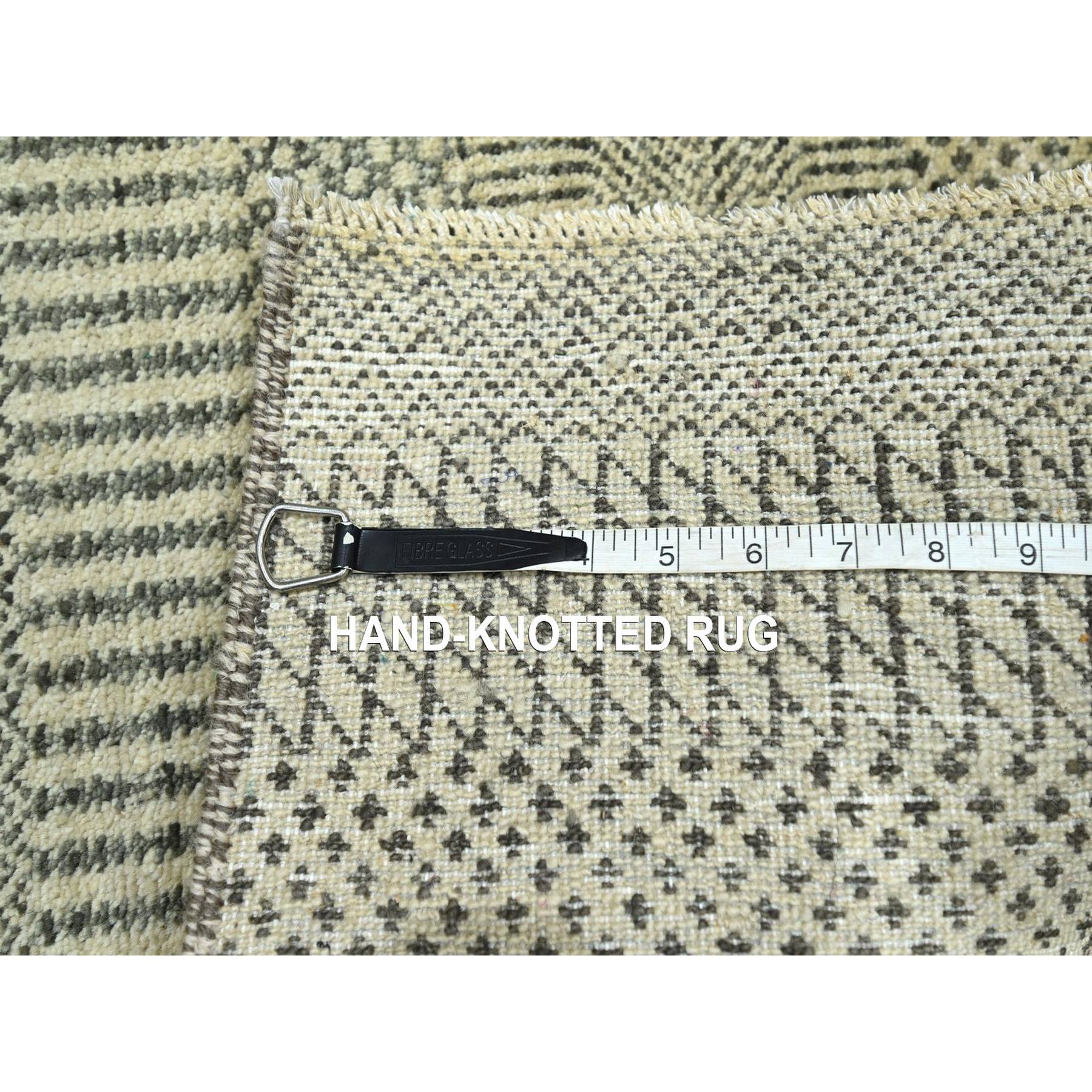 2'x3' Beige, Modern Grass Design, Wool with touch of Silk, Hand Knotted, Tone on Tone, Lush and Plush, Mat, Sample, Oriental Rug Sh76454