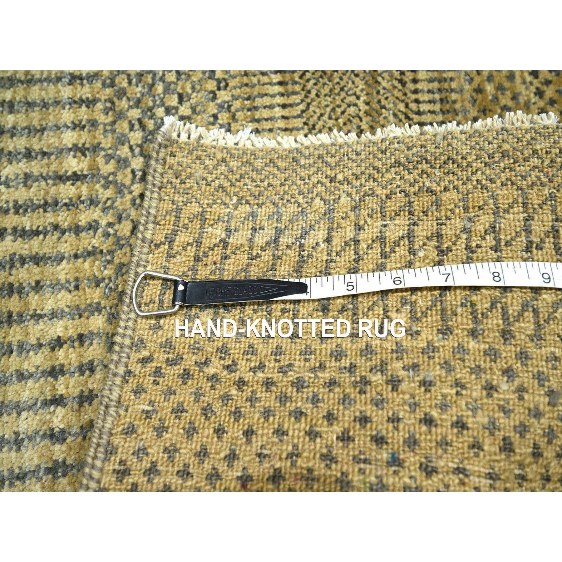 2'x3' Ecru Brown, Tone on Tone, Modern Grass Design, Hand Knotted, Wool with touch of Silk, Lush and Plush, Sample, Mat, Oriental Rug Sh76457