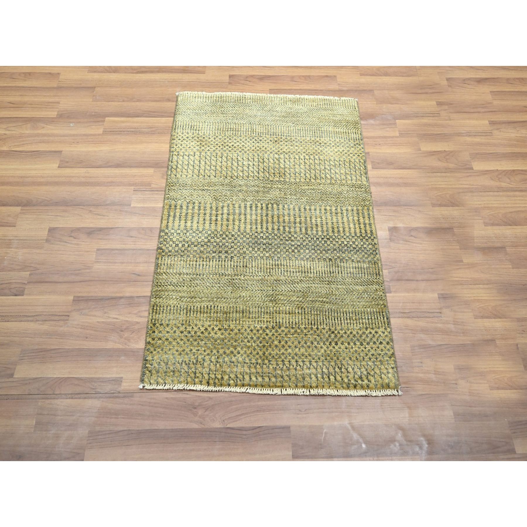 2'x3' Ecru Brown, Modern Grass Design, Hand Knotted, Wool with touch of Silk, Tone on Tone, Lush and Plush, Mat, Sample, Oriental Rug Sh76466