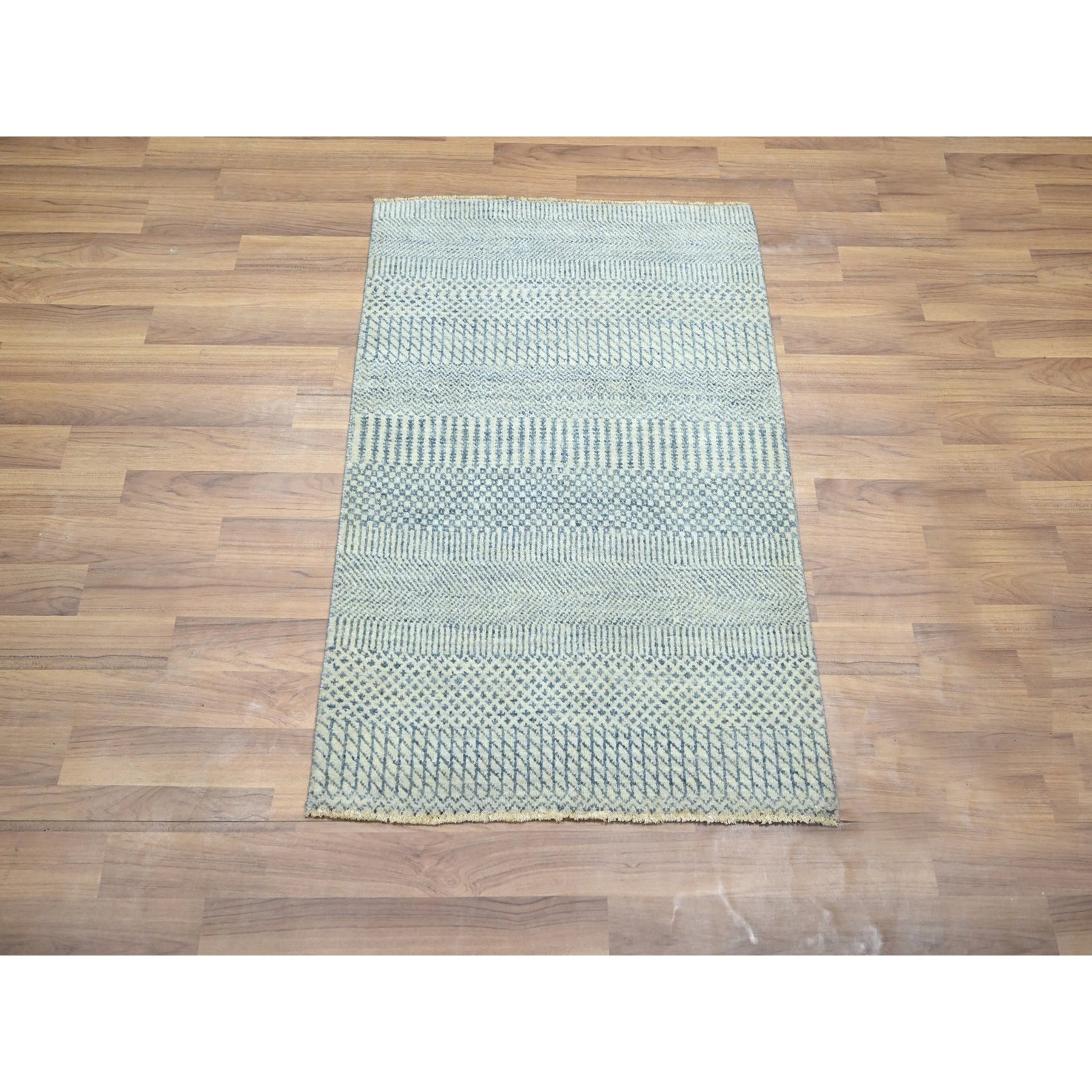 2'x3' Light Blue, Modern Grass Design, Hand Knotted, Wool with touch of Silk, Tone on Tone, Lush and Plush, Sample, Mat, Oriental Rug Sh76470